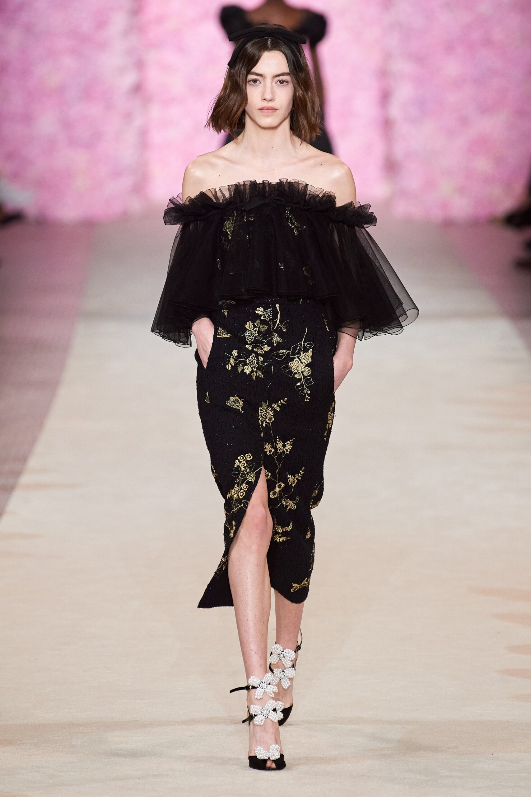 Giambattista Valli F/W 20 Look 18