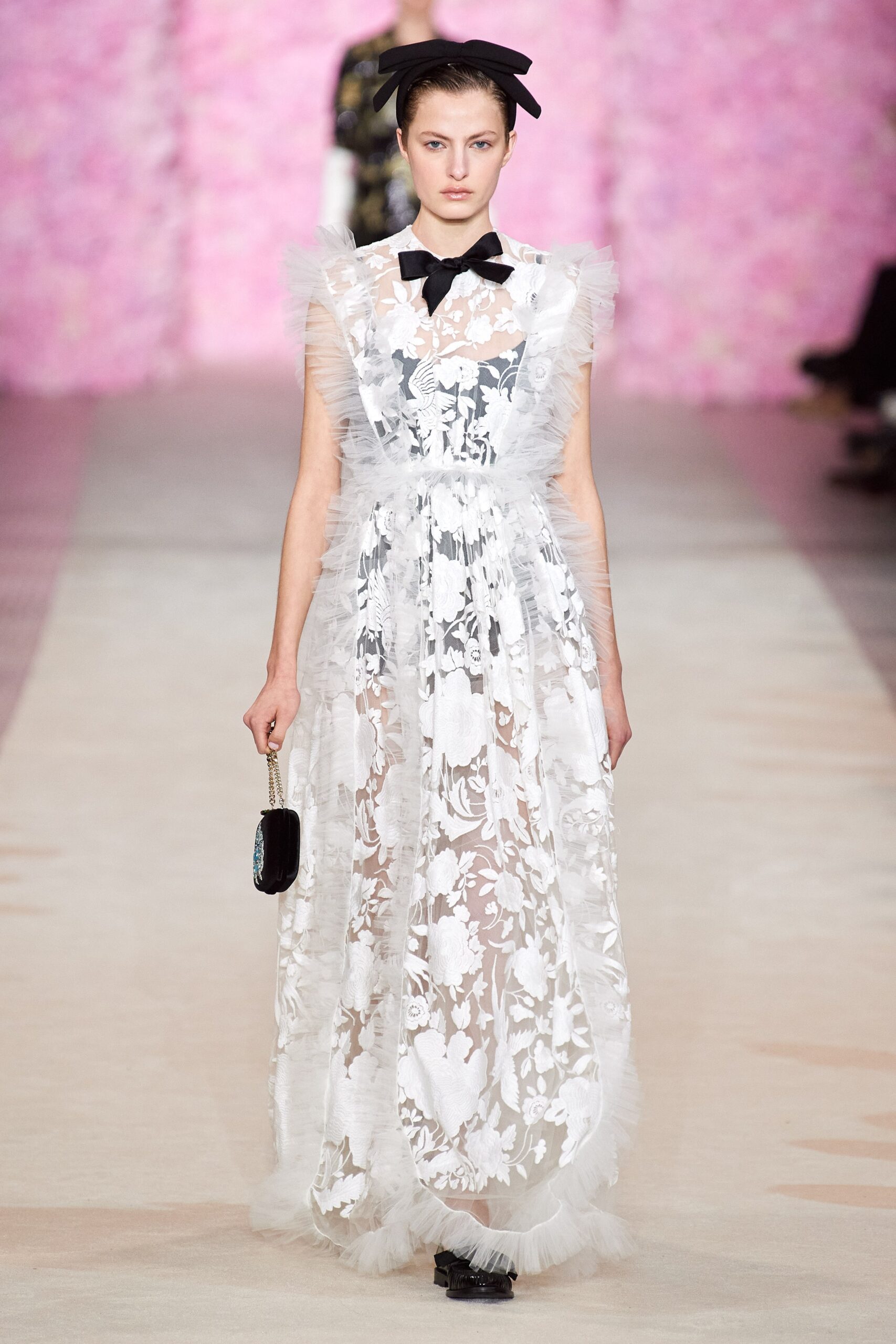 Giambattista Valli F/W 20 Look 22