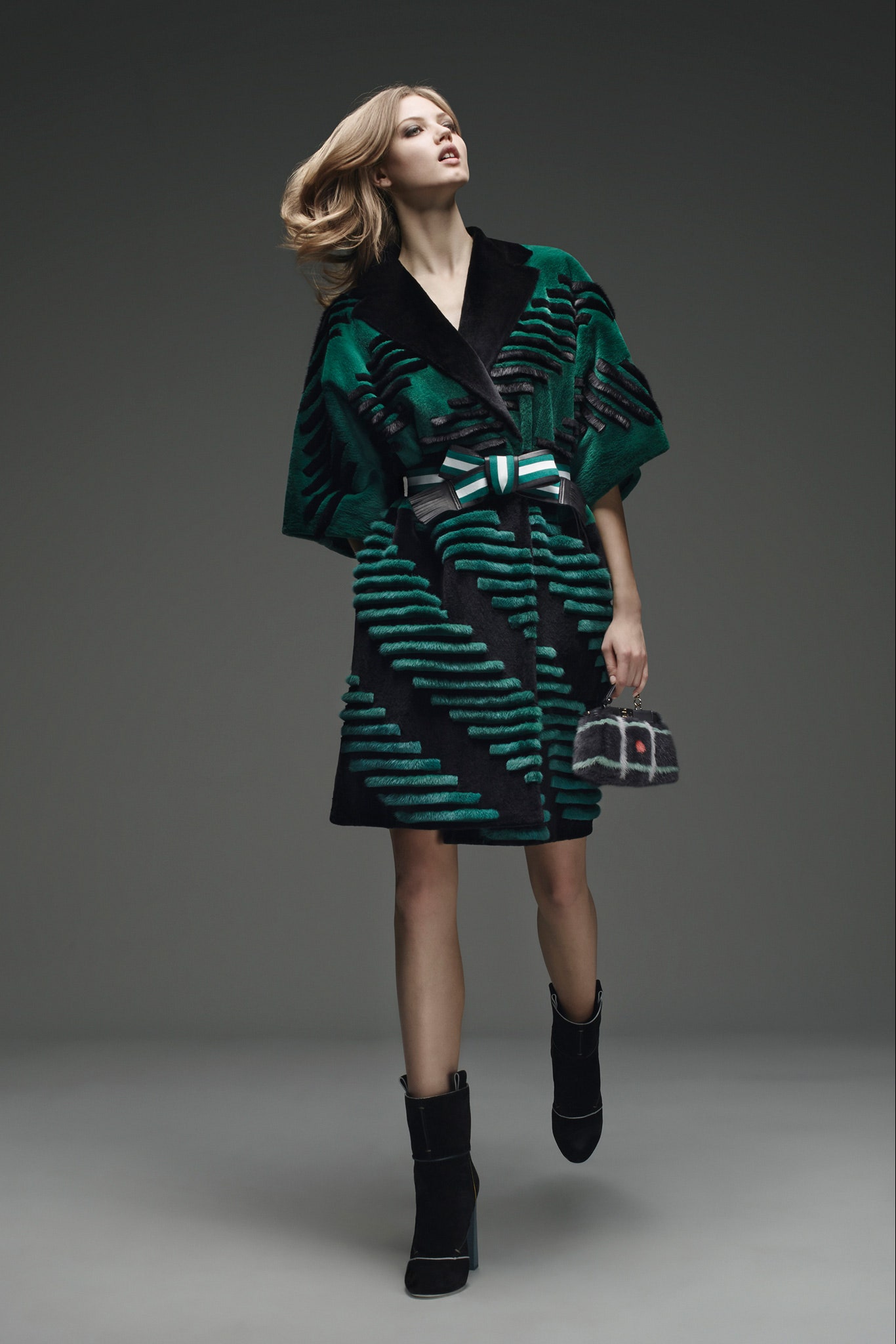 Fendi F/W 15 Look 23