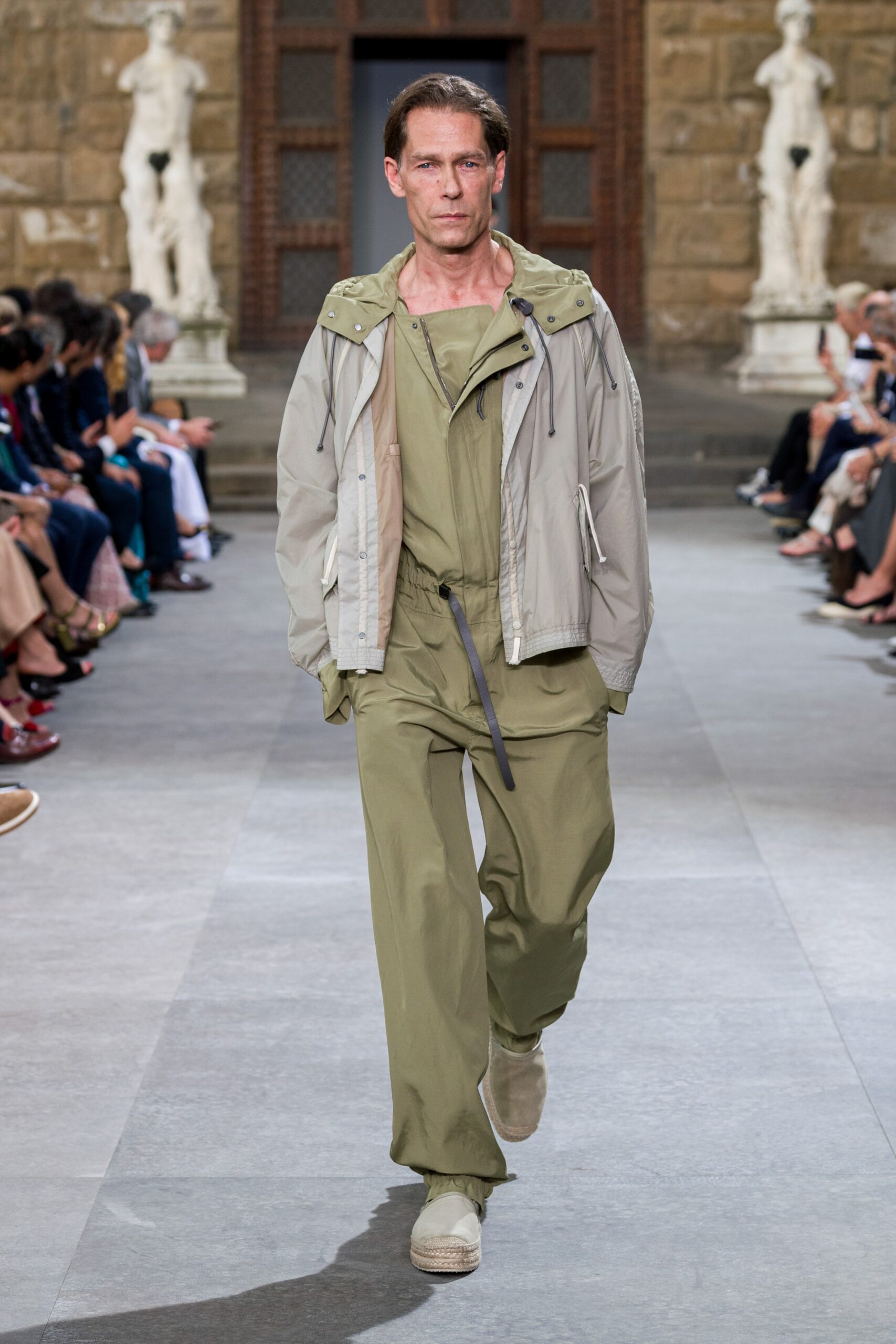 Ferragamo S/S 20 Menswear Look 16