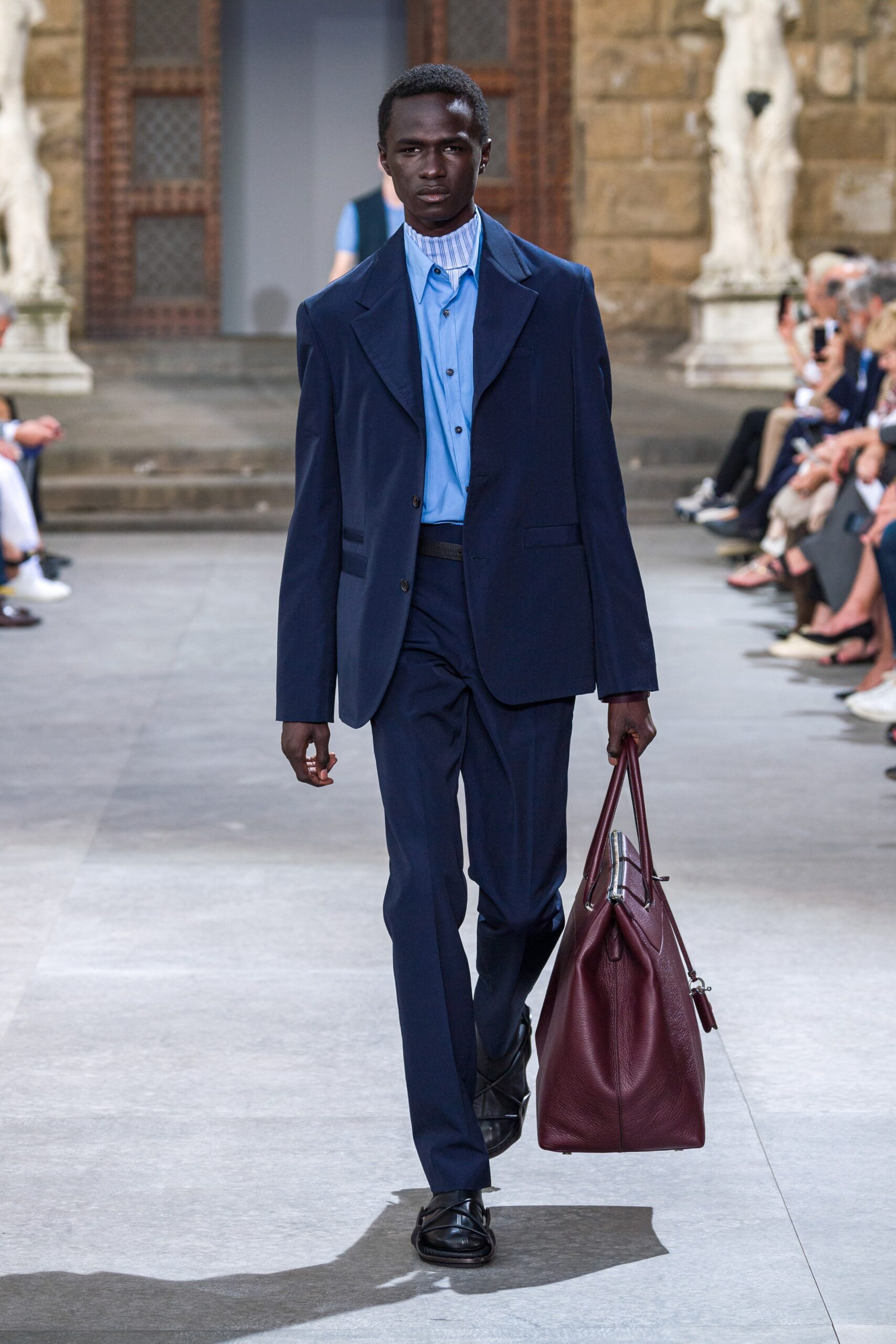 Ferragamo S/S 20 Menswear Look 30