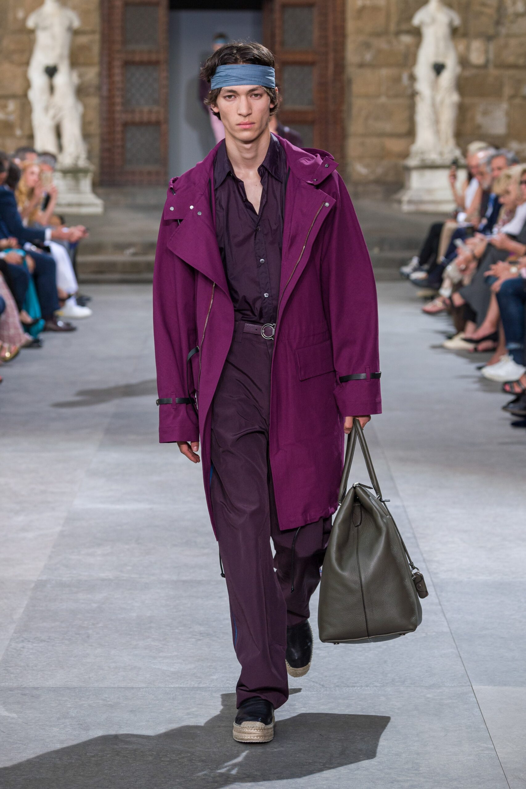 Ferragamo S/S 20 Menswear Look 32