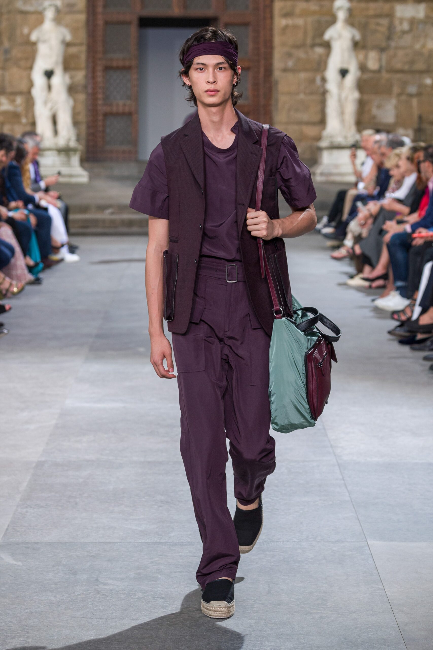 Ferragamo S/S 20 Menswear Look 33