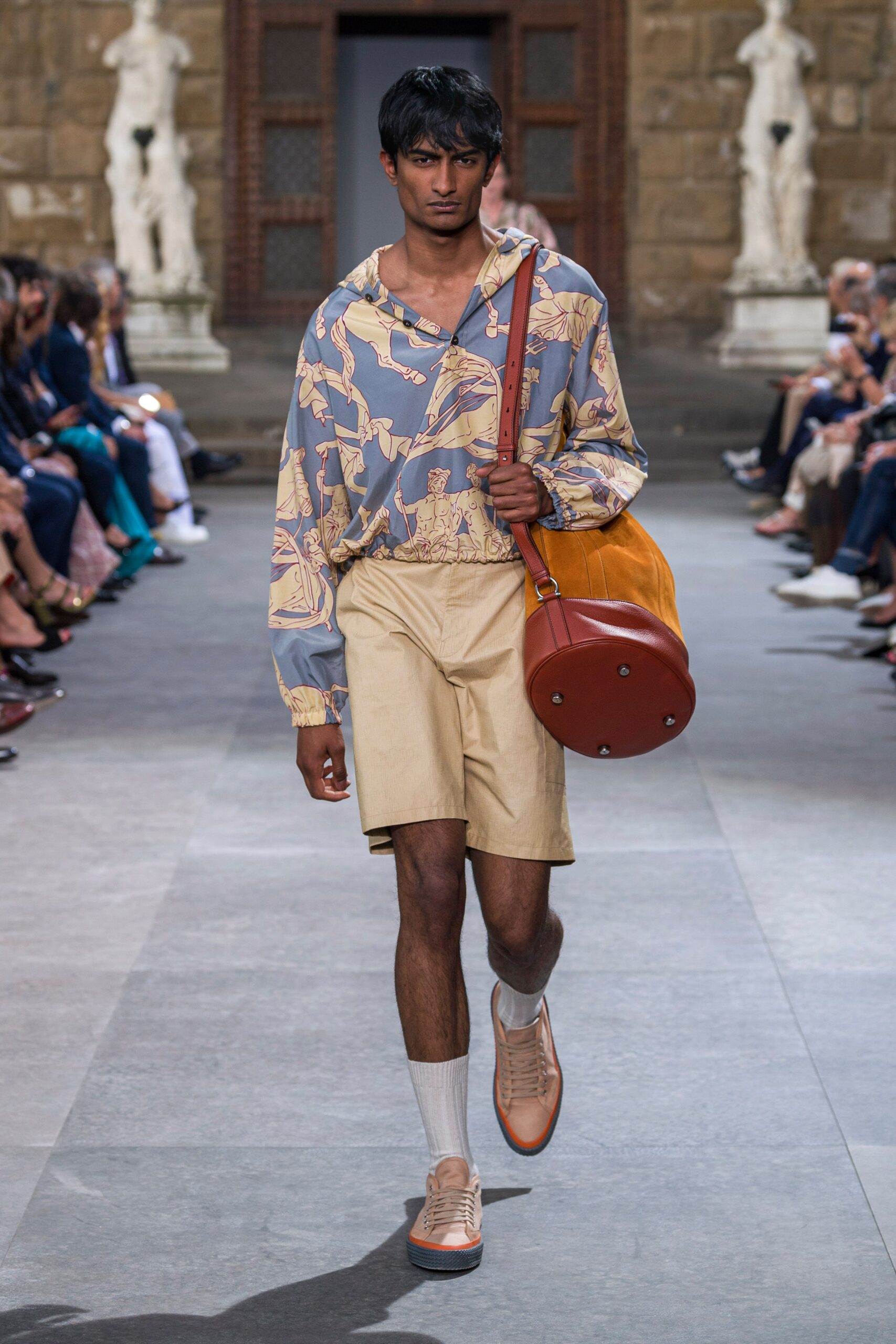 Ferragamo S/S 20 Menswear Look 54
