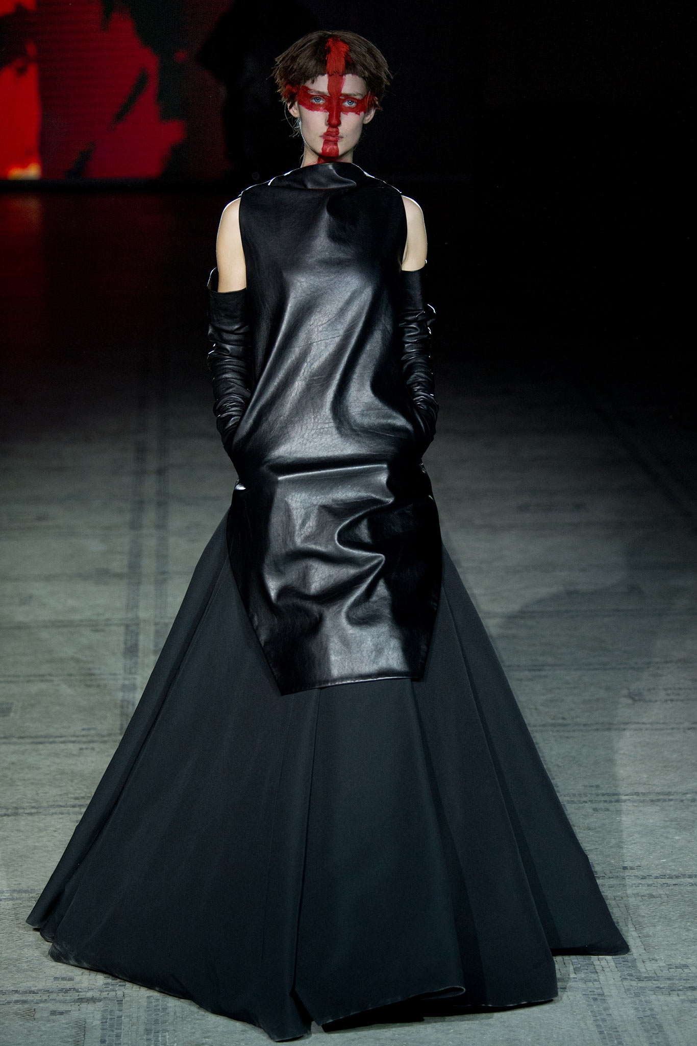 Gareth Pugh F/W 15 Look 14