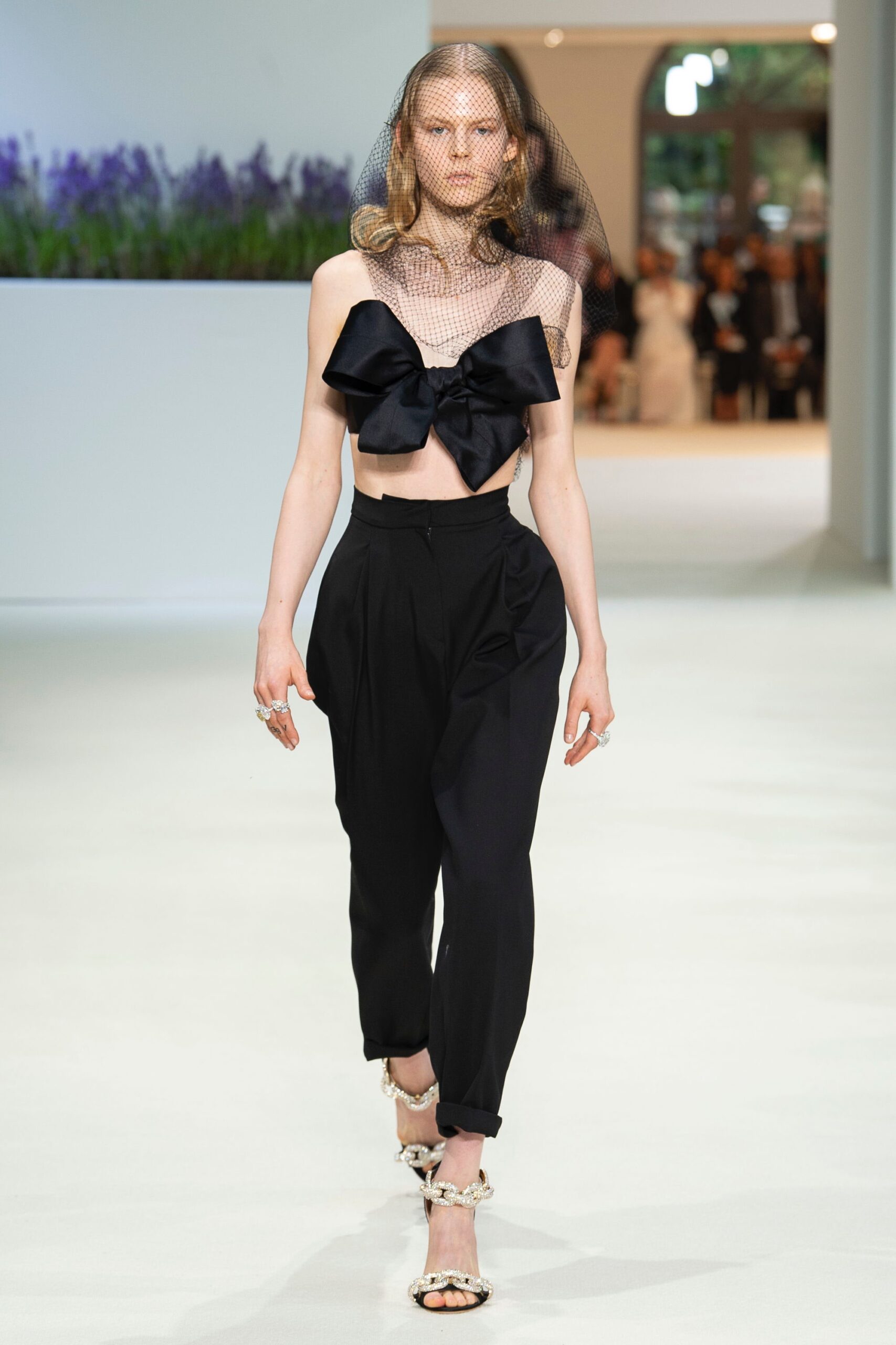 Giambattista Valli Fall 2018 Couture