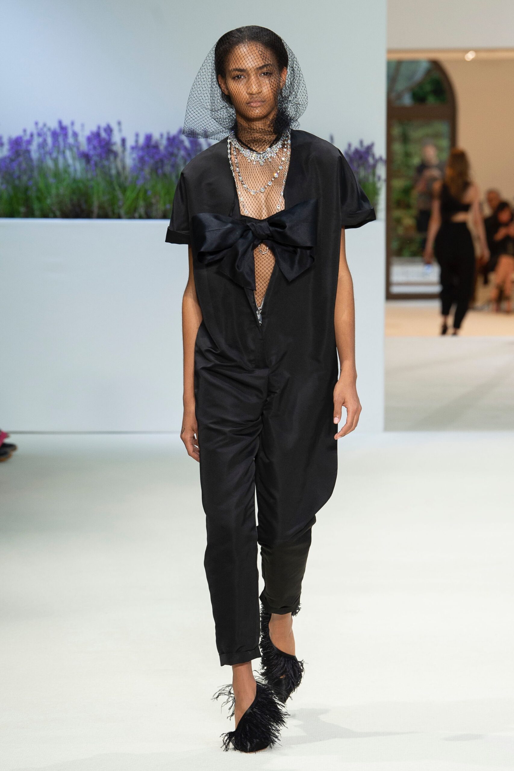 Giambattista Valli F/W 18 Couture Look 4