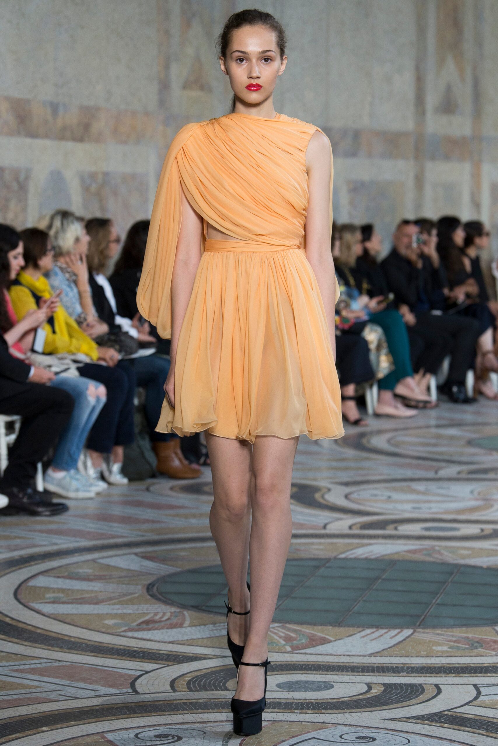 Giambattista Valli F/W 17 Couture Look 6