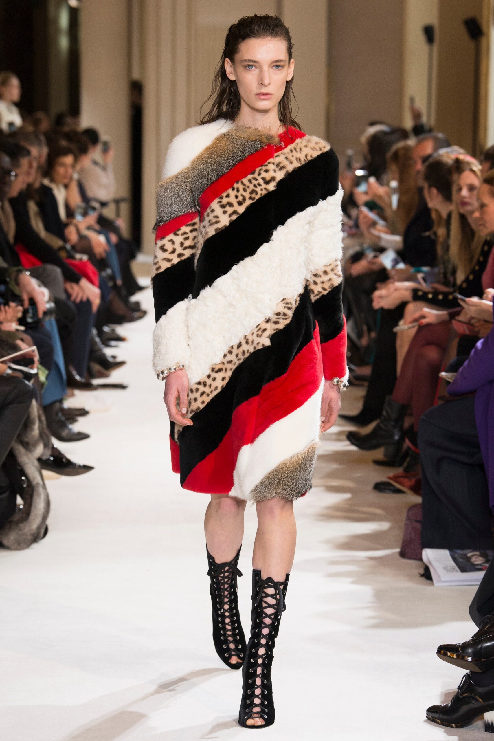 Giambattista Valli F/W 17 Look 9