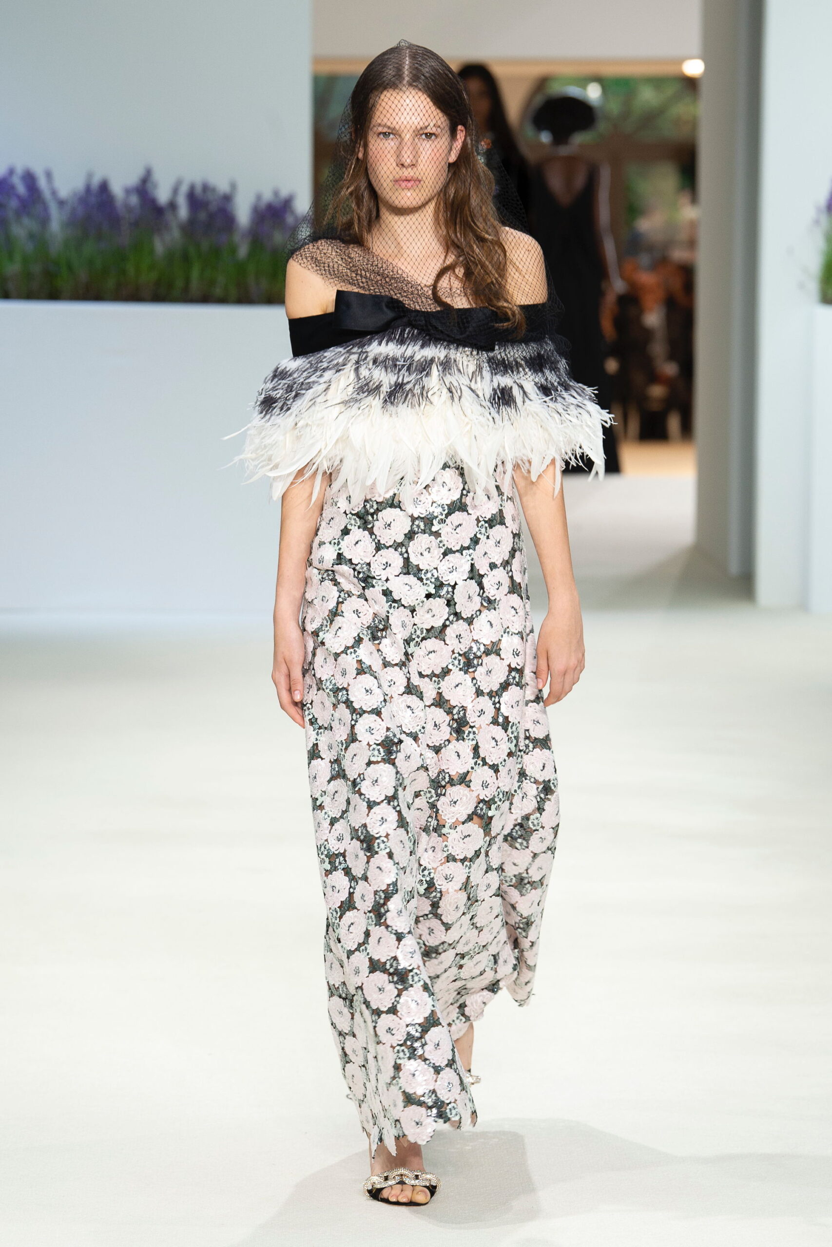 Giambattista Valli F/W 18 Couture Look 13