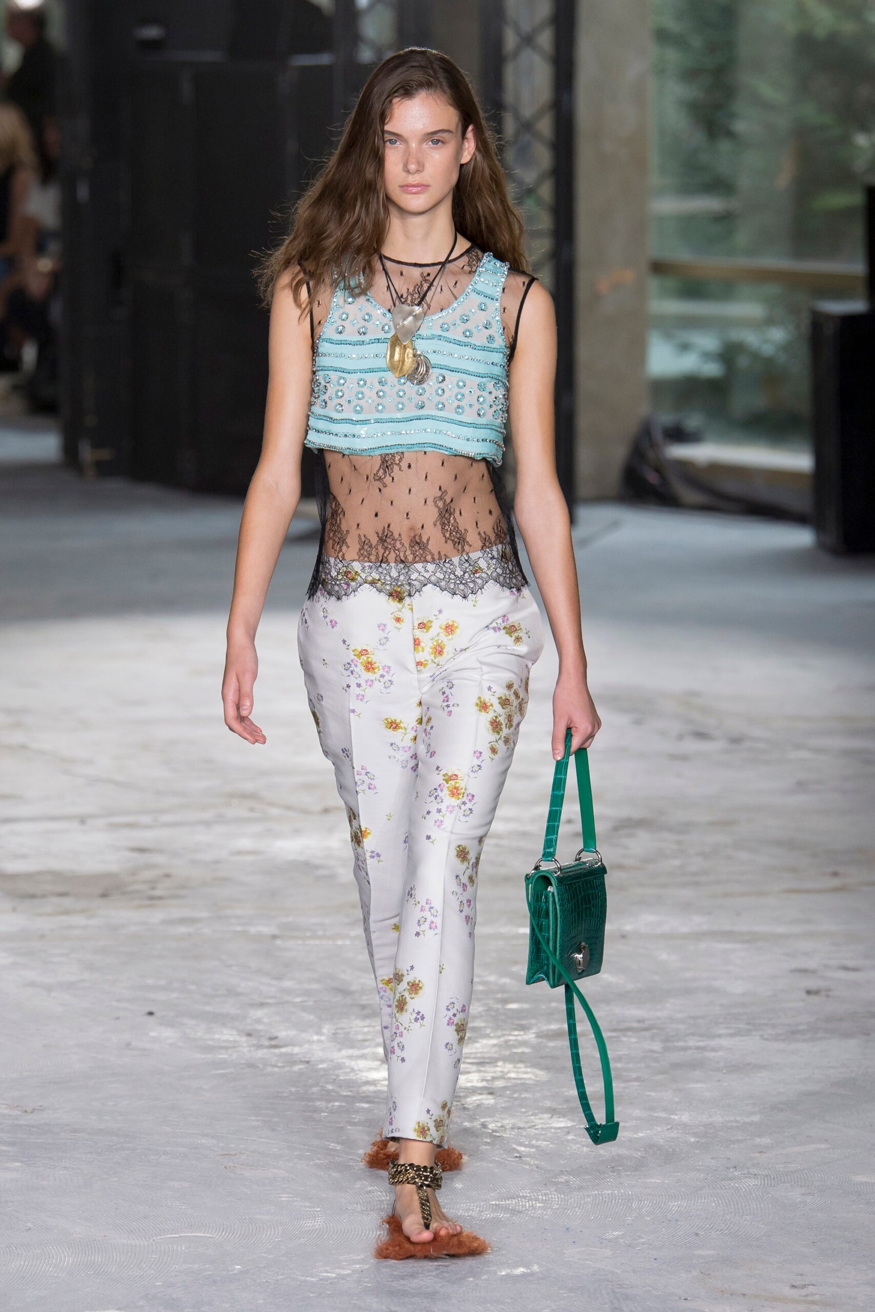 Giambattista Valli S/S 18 Look 16