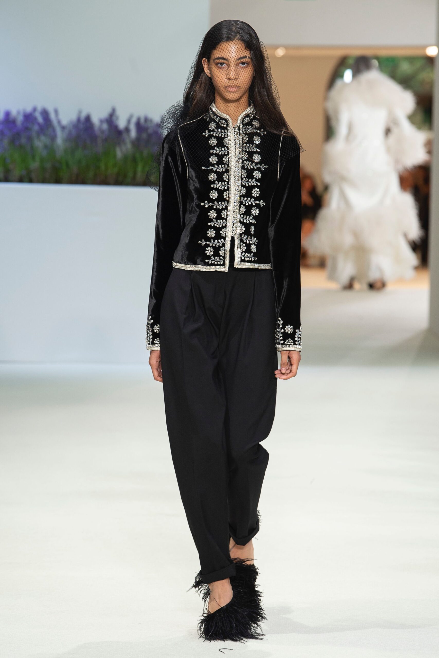 Giambattista Valli F/W 18 Couture Look 14