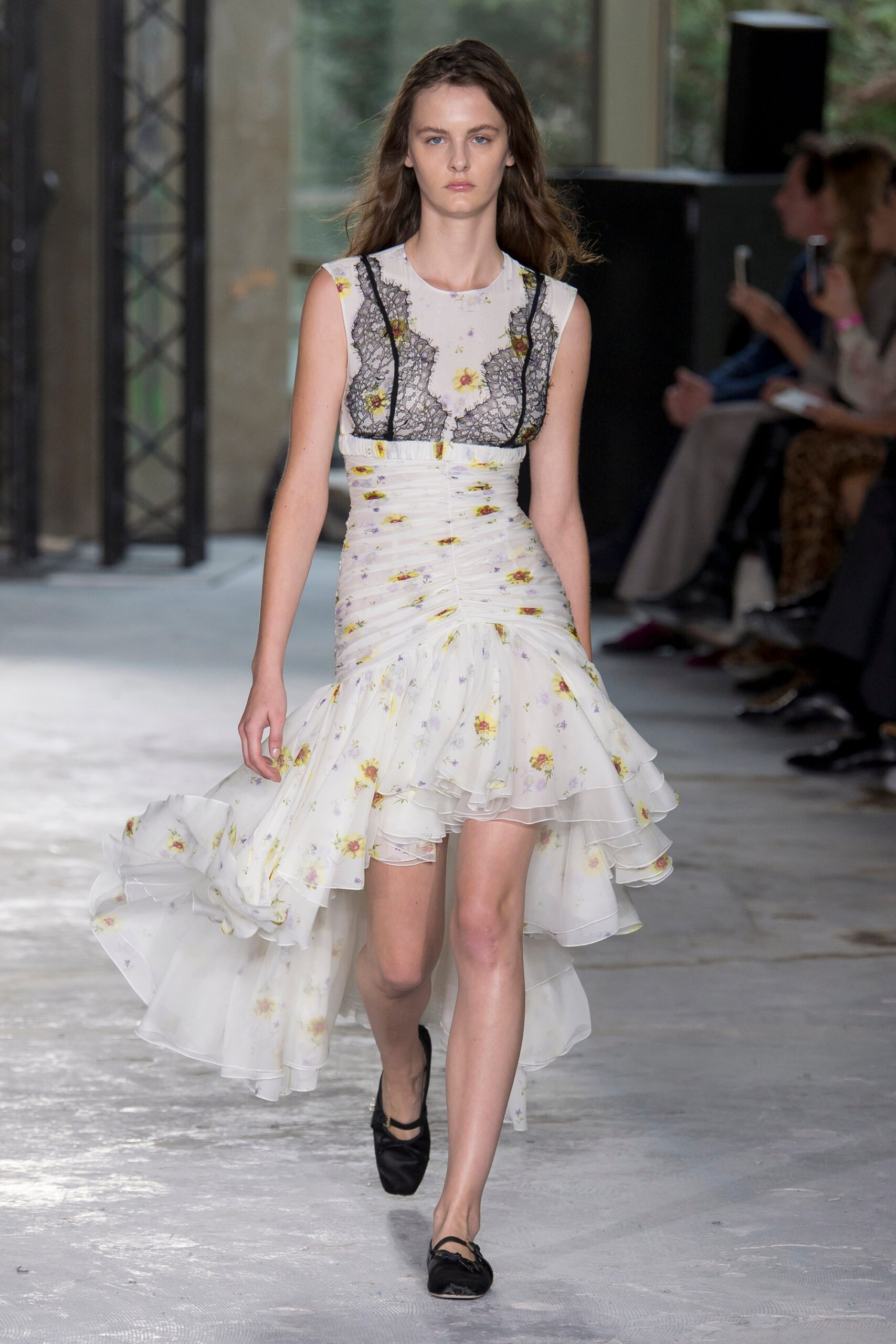 Giambattista Valli S/S 18 Look 17