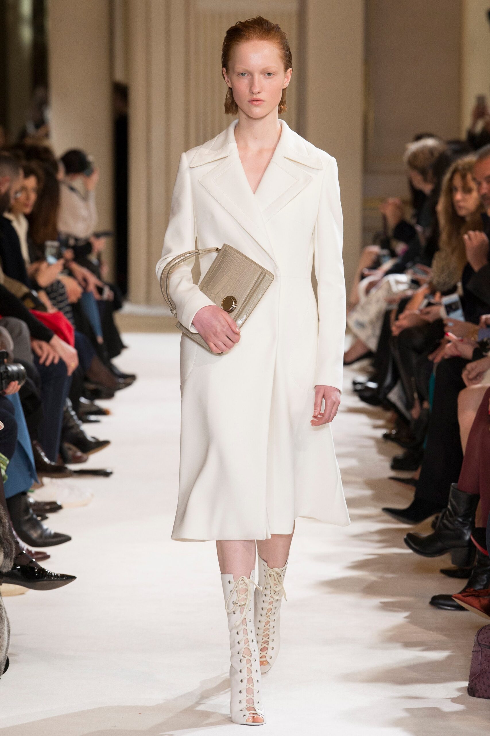 Giambattista Valli F/W 17 Look 10
