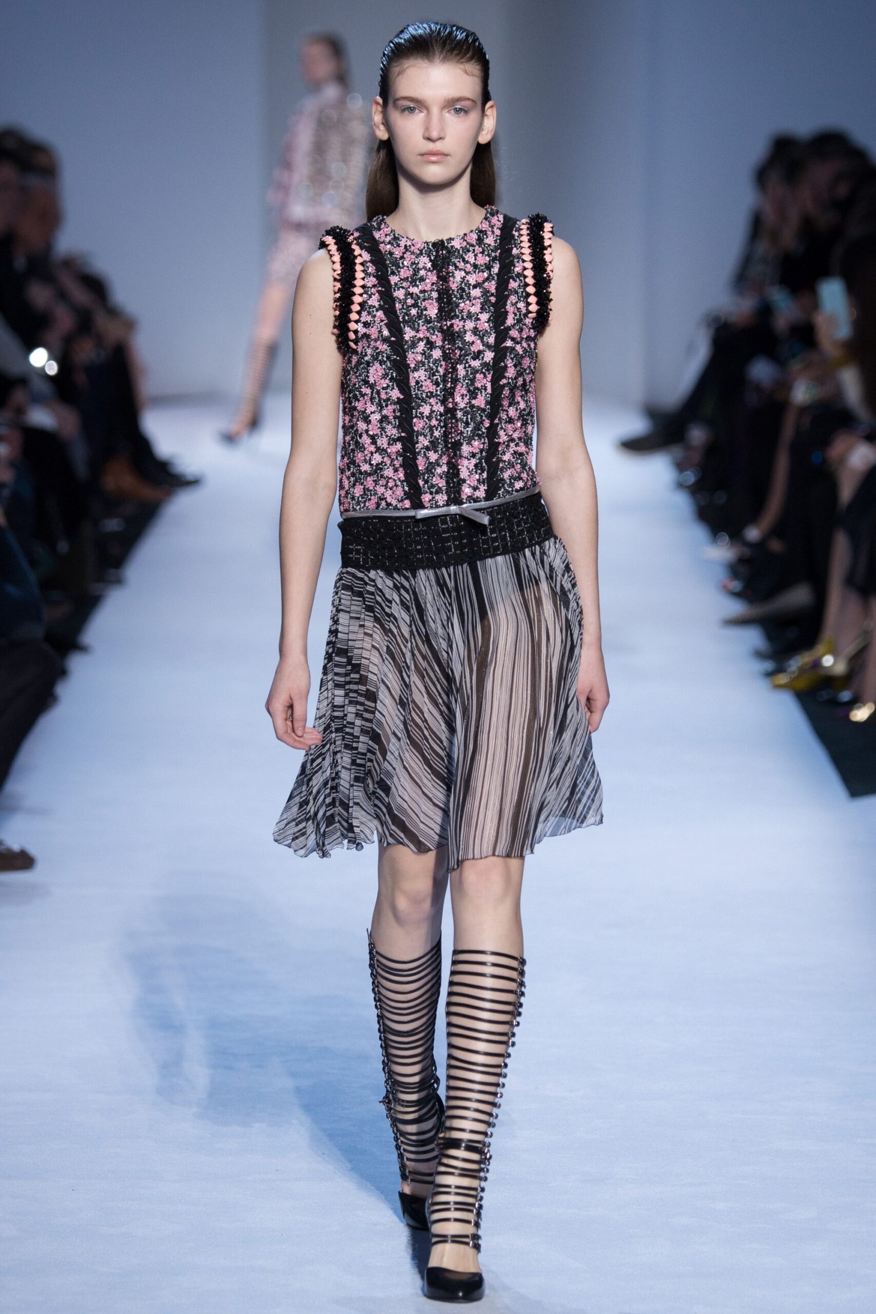 Giambattista Valli F/W 16 Look 9