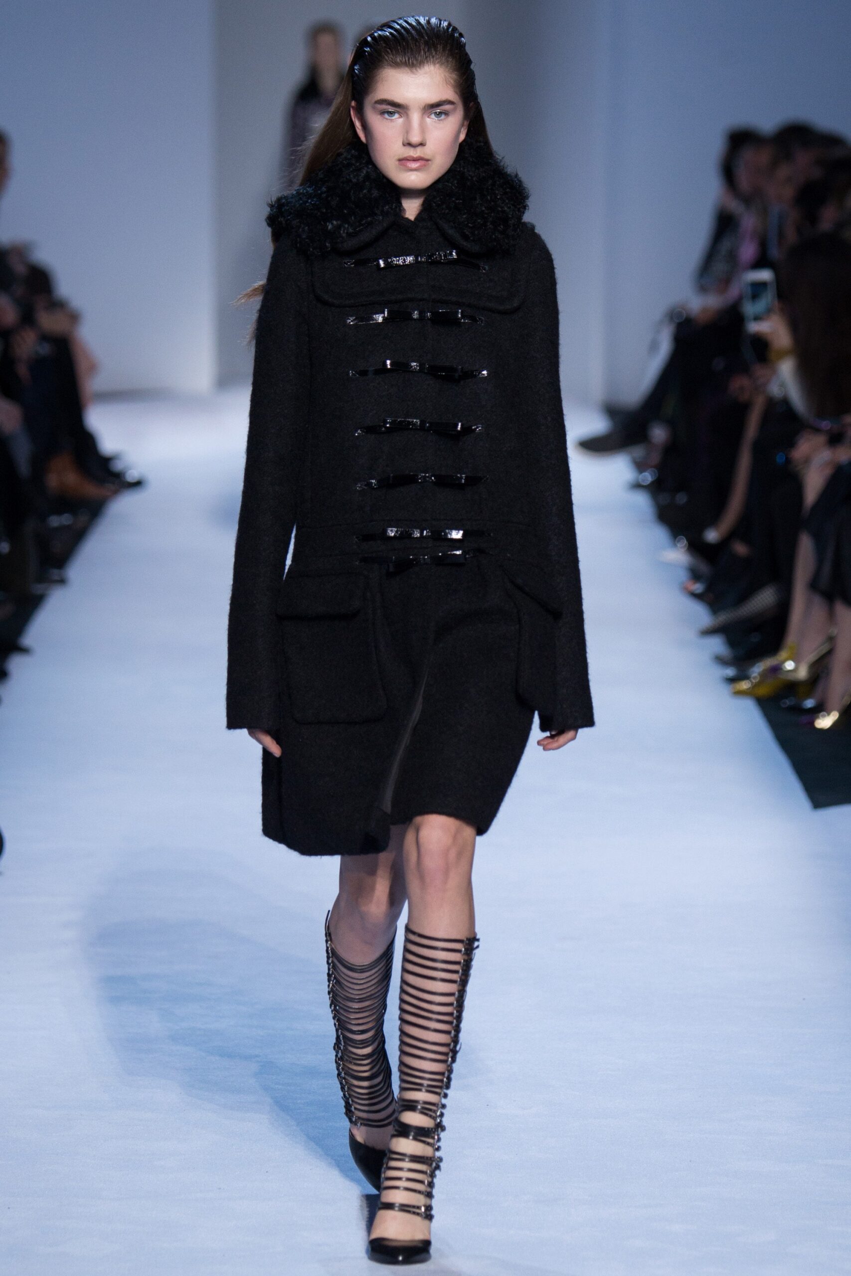 Giambattista Valli F/W 16 Look 10