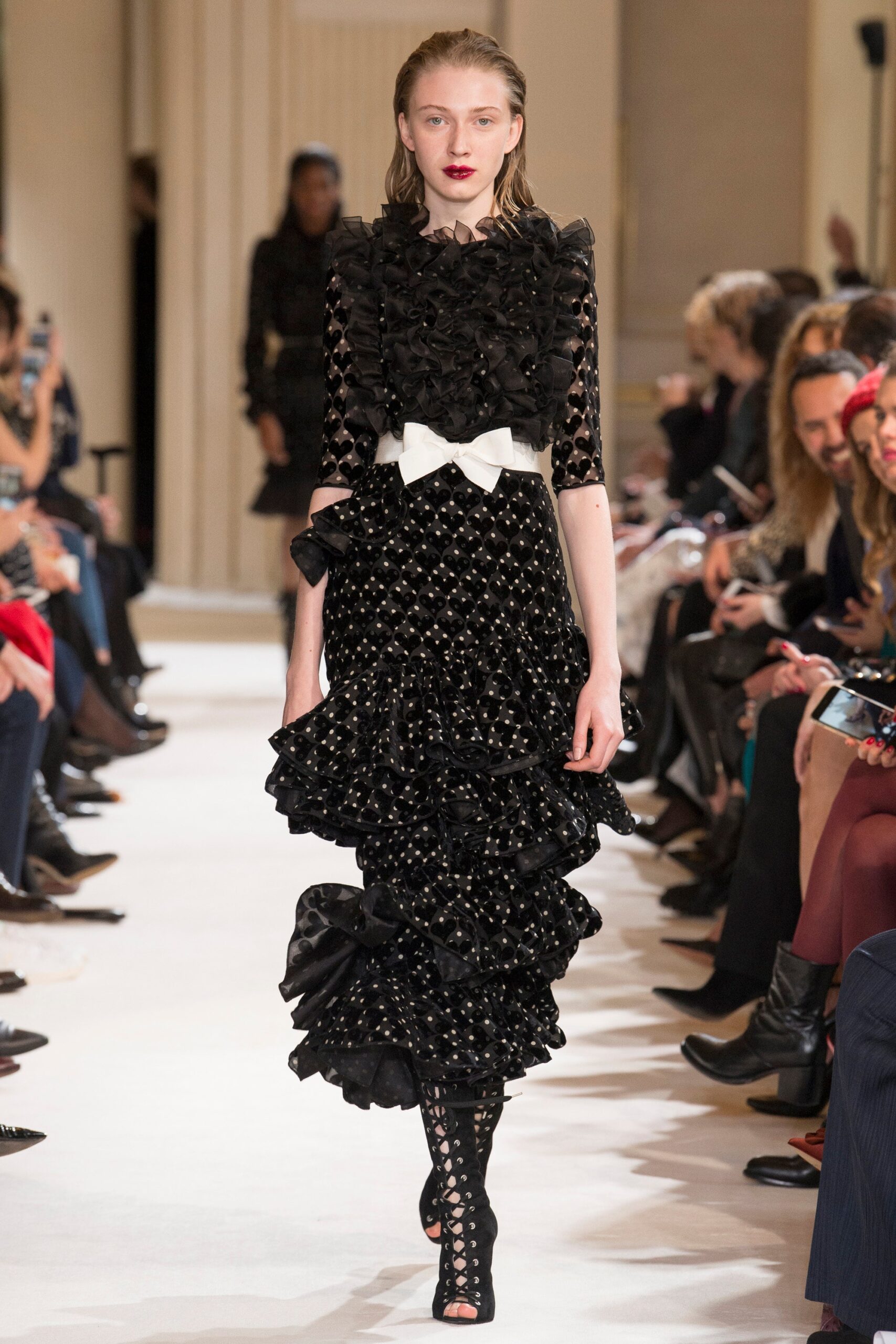 Giambattista Valli F/W 17 Look 12