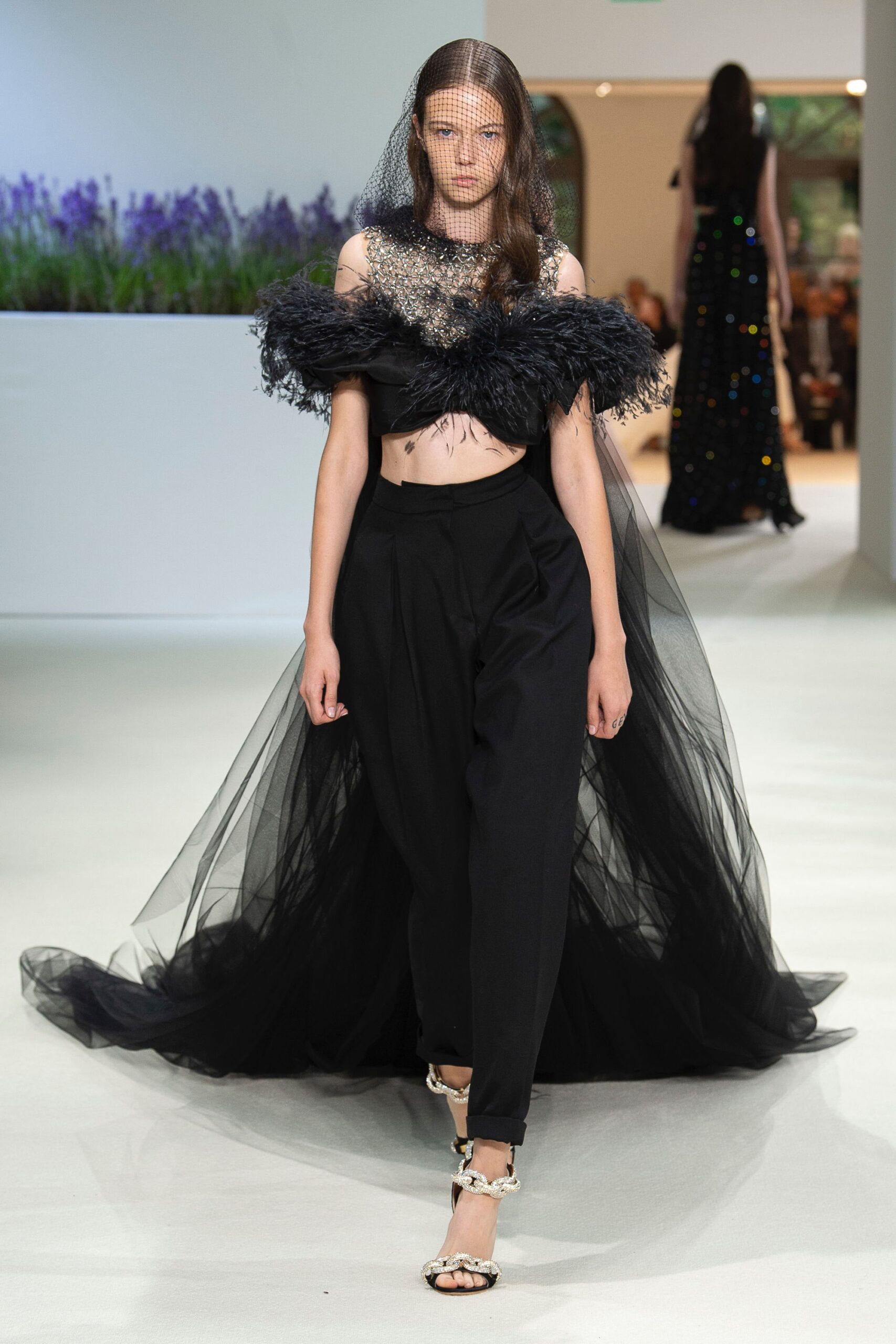 Giambattista Valli F/W 18 Couture Look 24