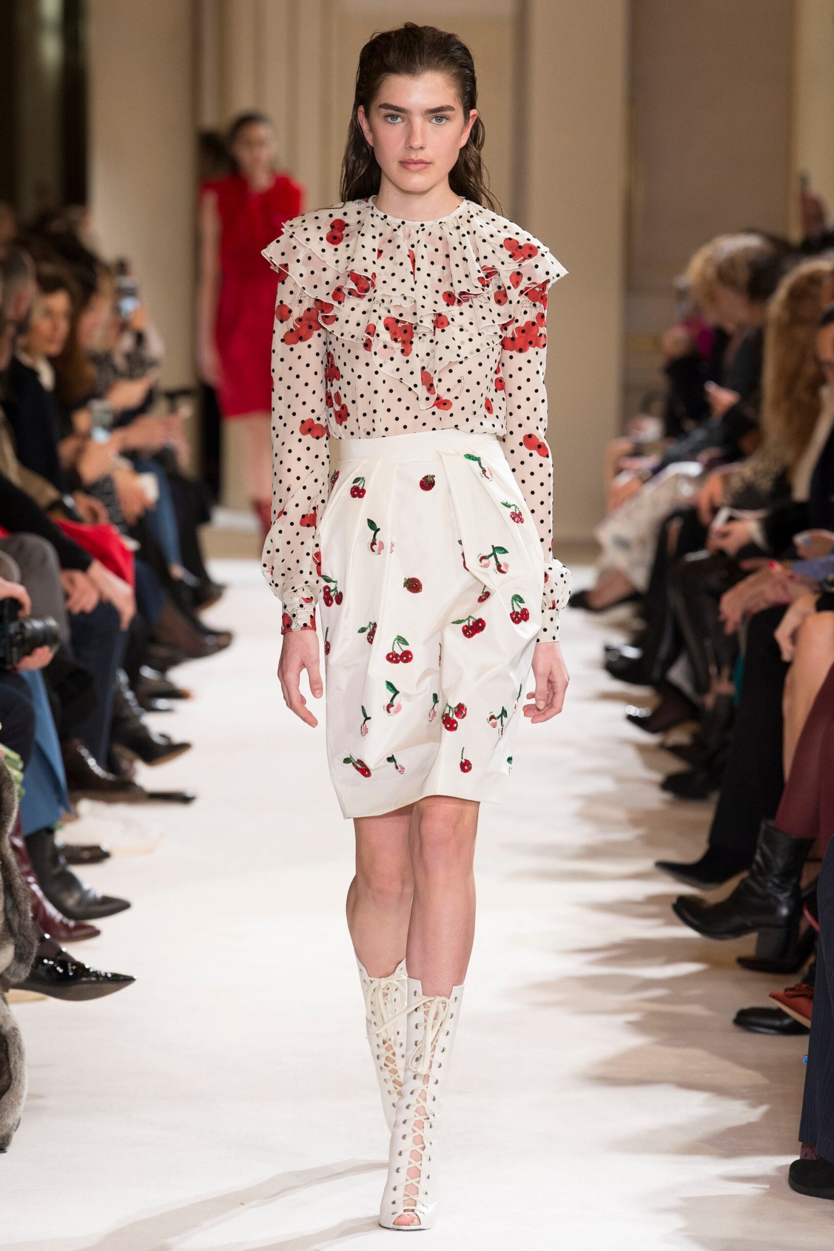 Giambattista Valli F/W 17 Look 15