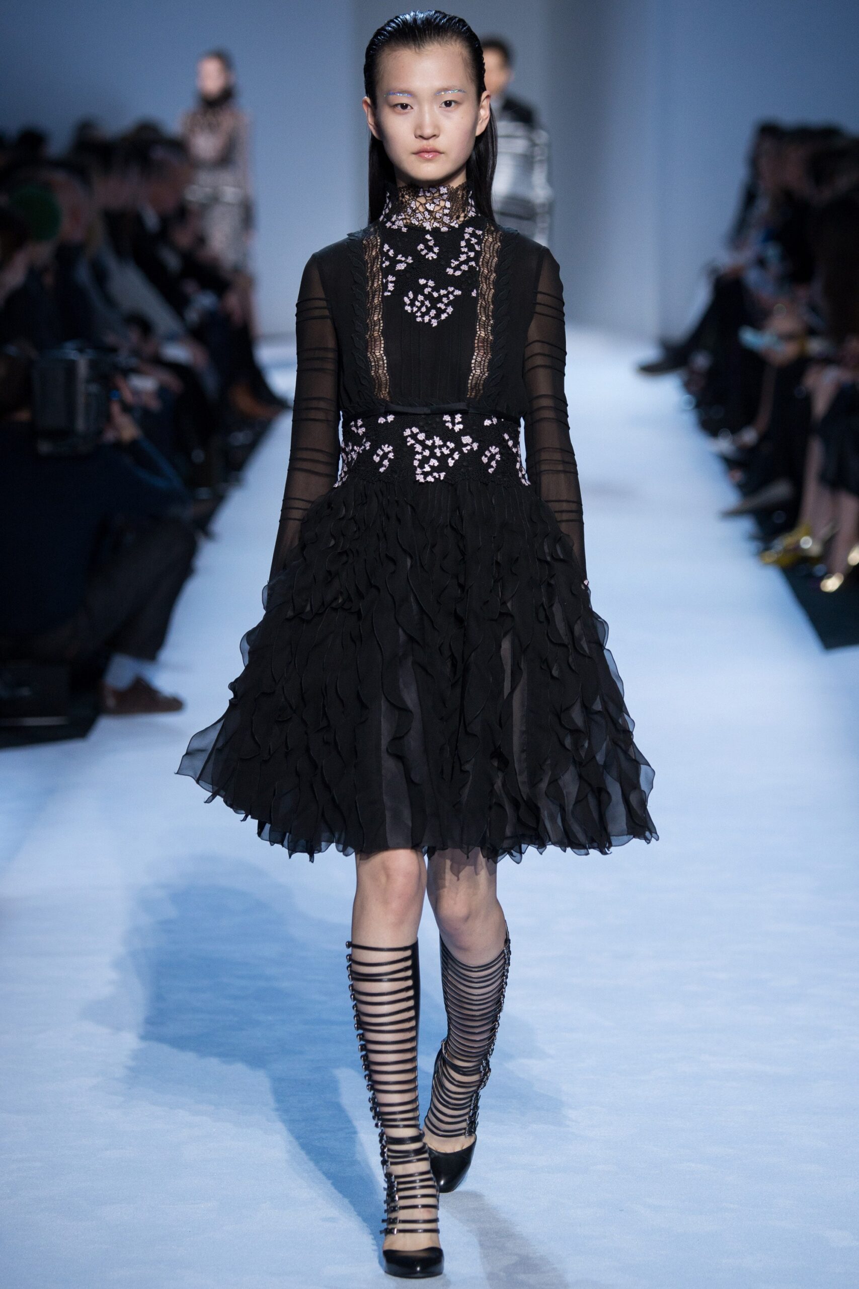 Giambattista Valli F/W 16 Look 16