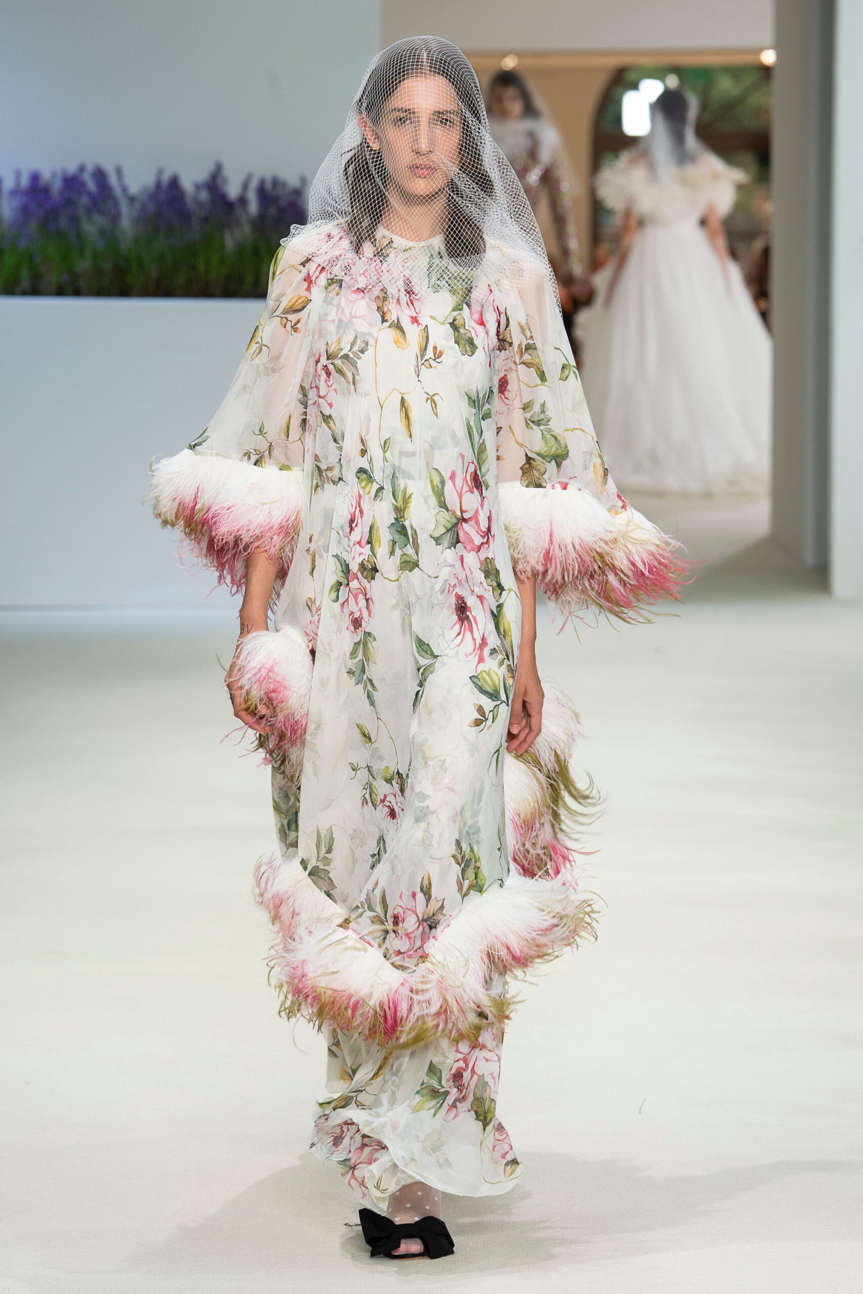 Giambattista Valli F/W 18 Couture Look 29