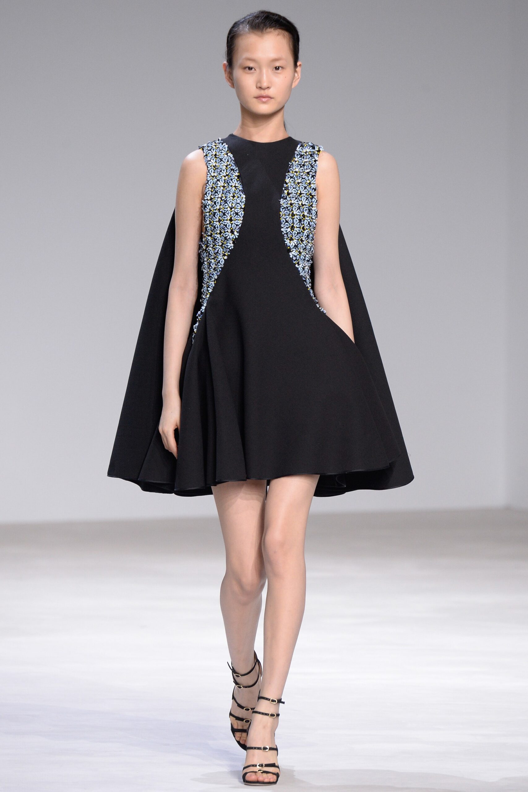 Giambattista Valli S/S 16 Couture Look 15
