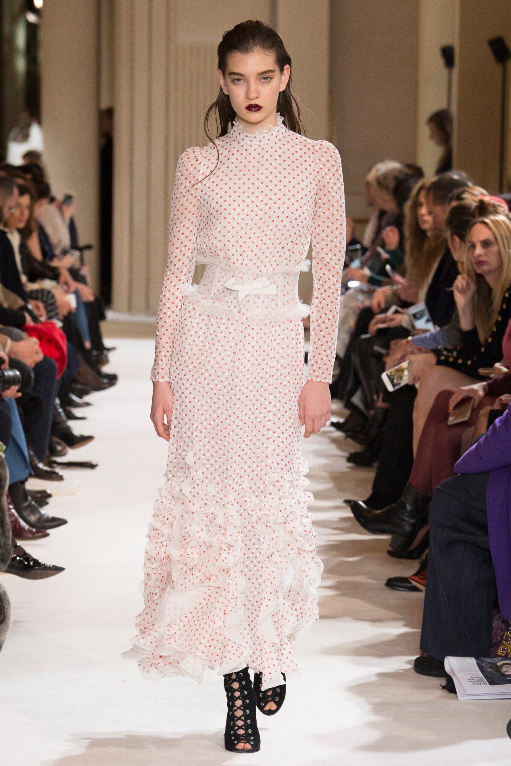 Giambattista Valli F/W 17 Look 22