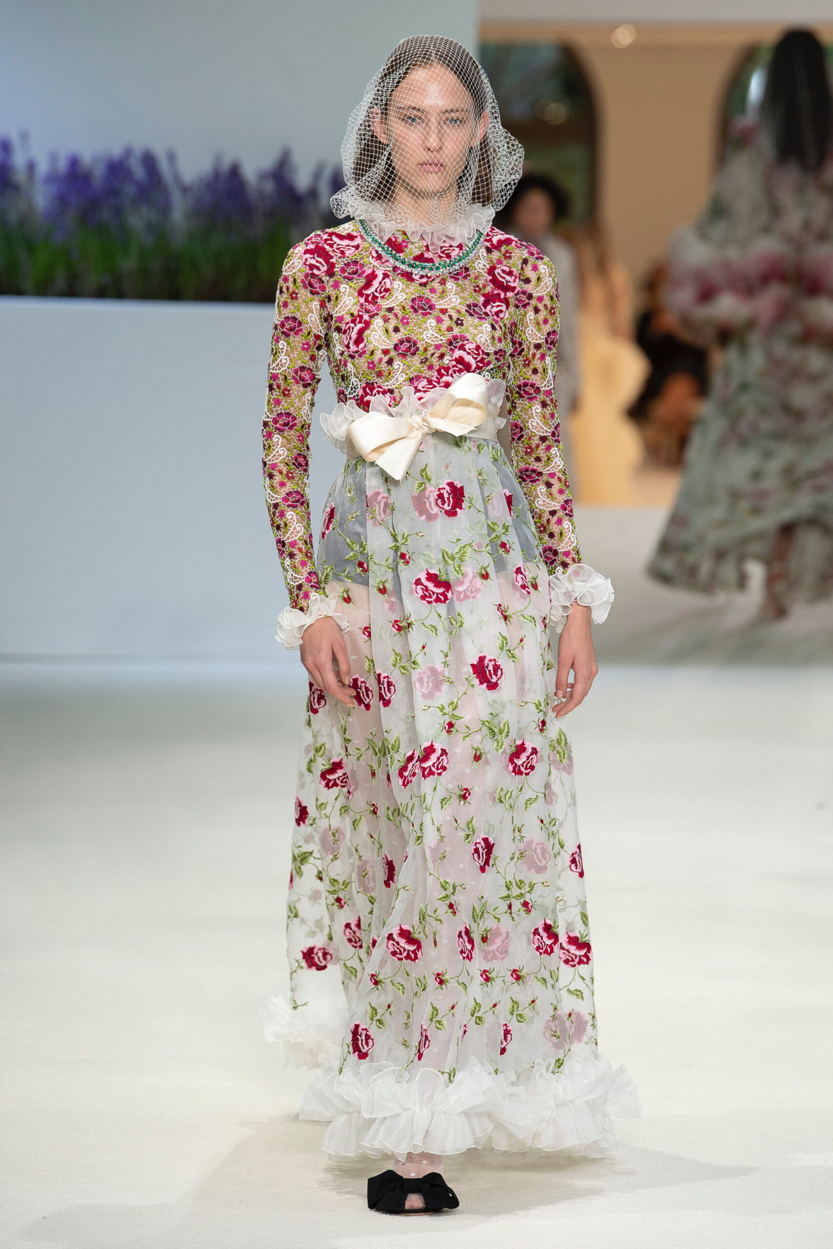 Giambattista Valli F/W 18 Couture Look 35