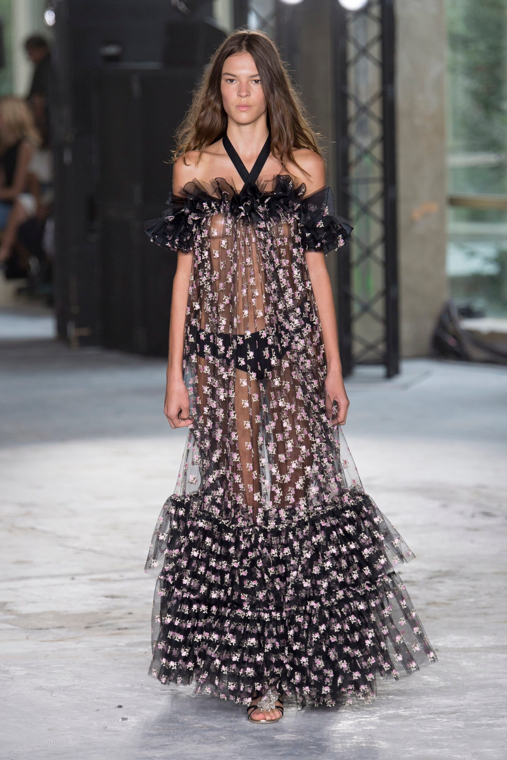 Giambattista Valli S/S 18 Look 46