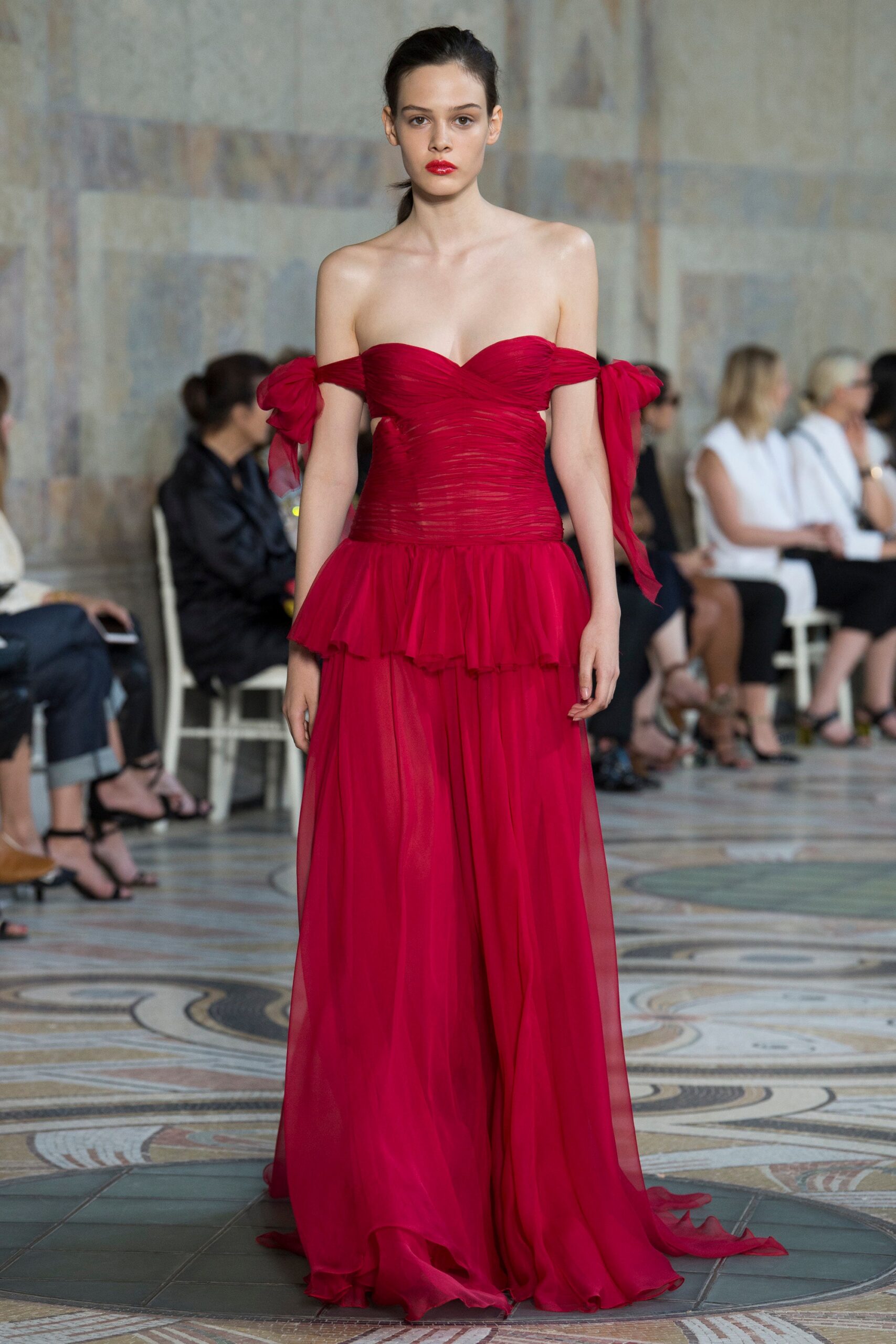 Giambattista Valli F/W 17 Couture Look 25