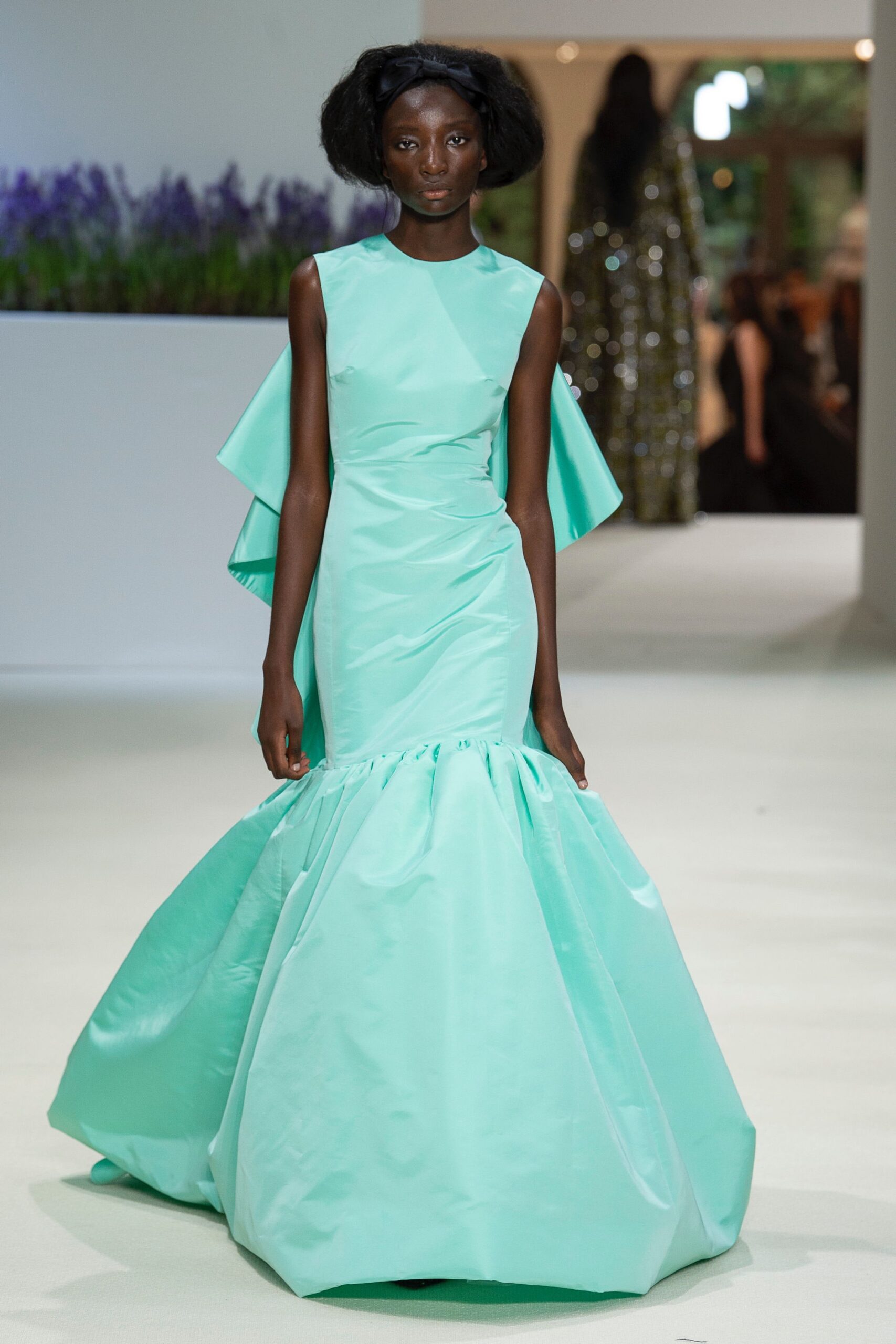 Giambattista Valli F/W 18 Couture Look 43