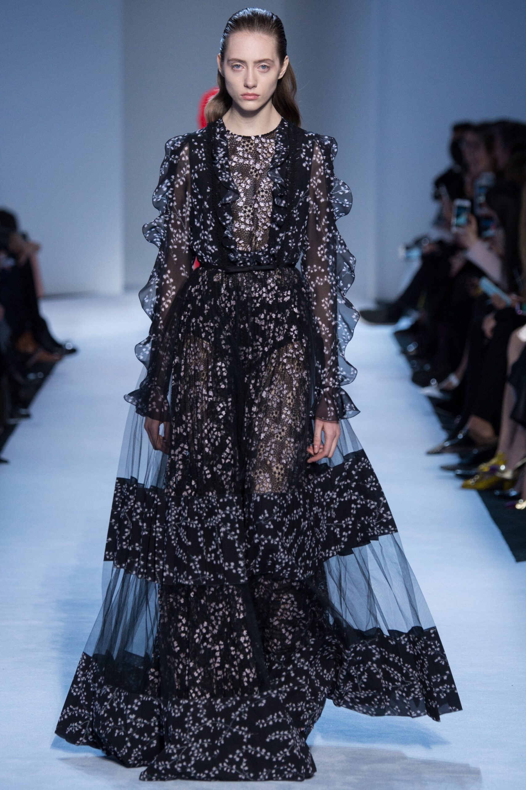 Giambattista Valli F/W 16 Look 25