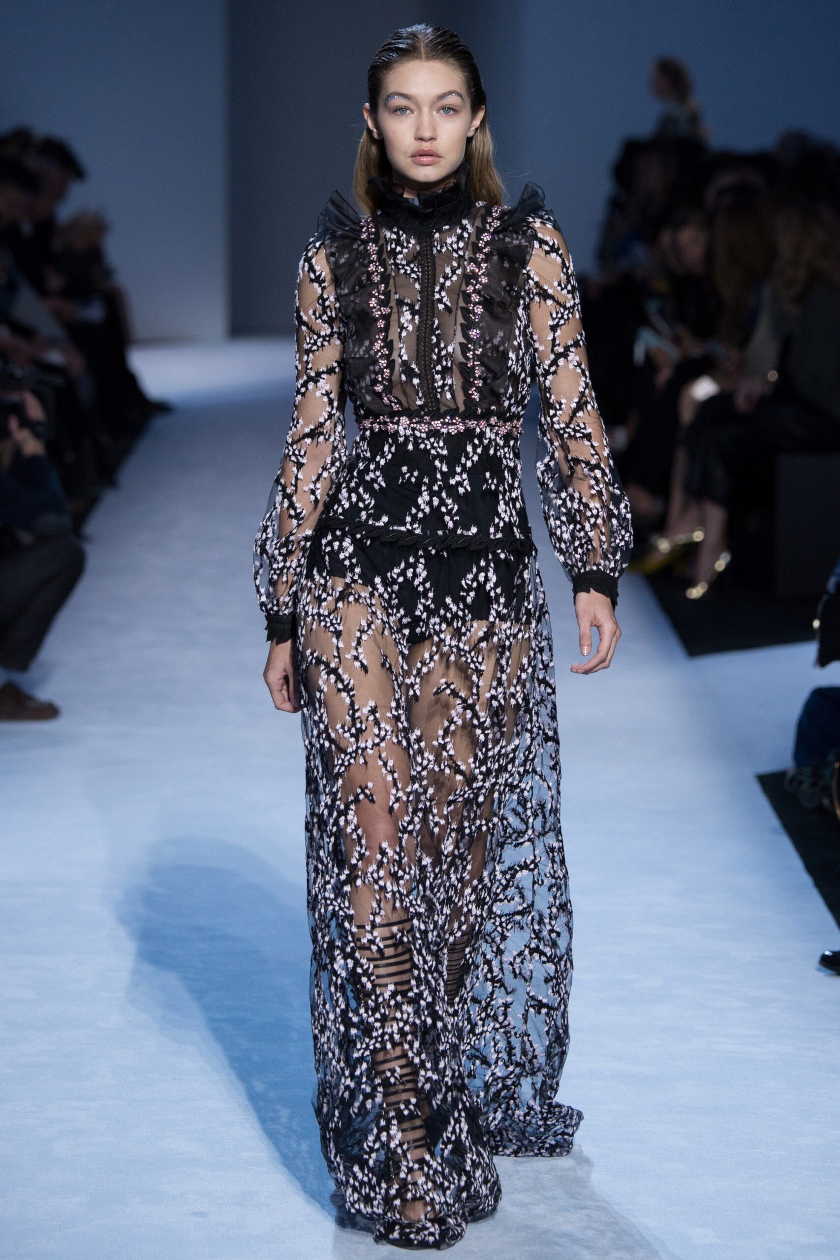 Giambattista Valli F/W 16 Look 26