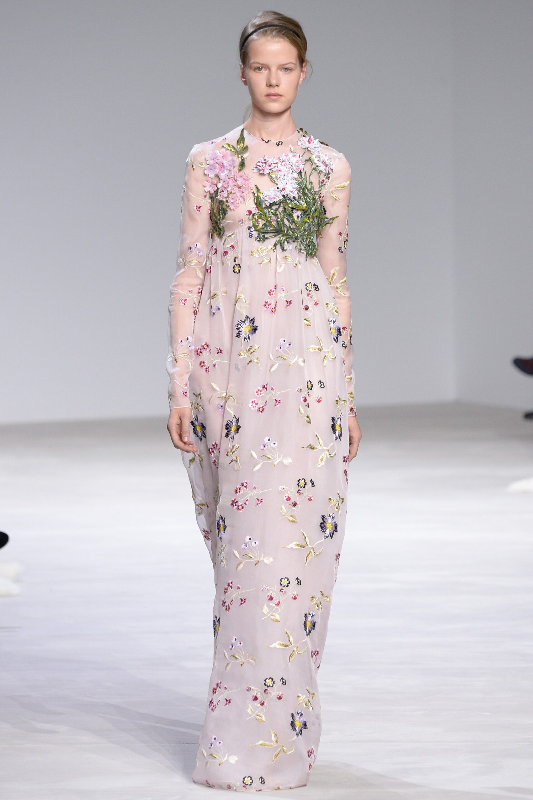 Giambattista Valli S/S 16 Couture Look 24
