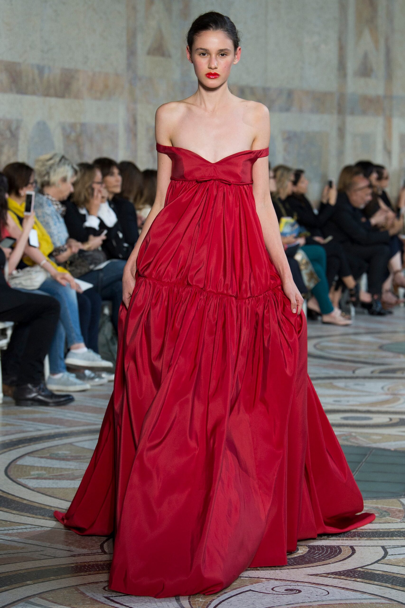 Giambattista Valli F/W 17 Couture Look 32