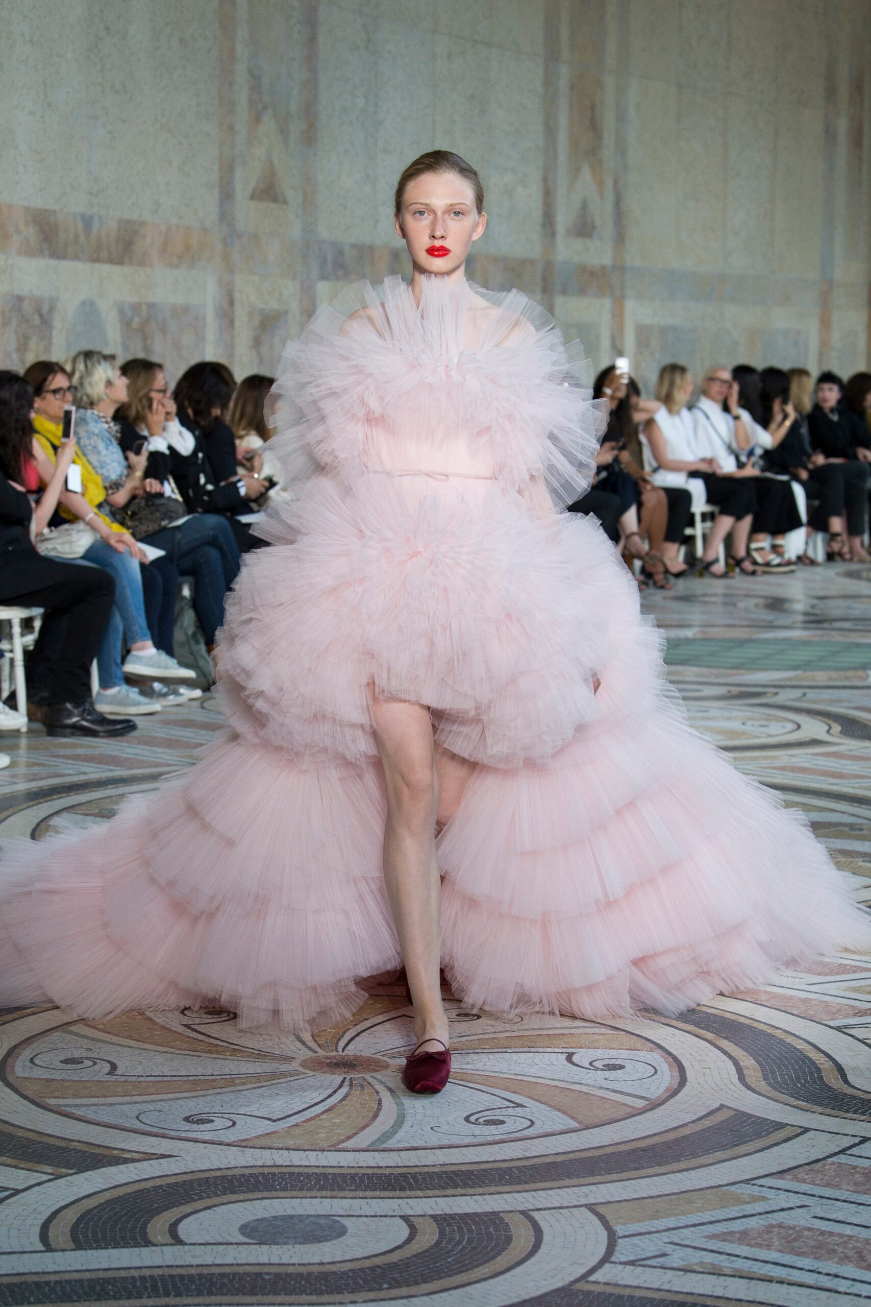 Giambattista Valli F/W 17 Couture Look 33