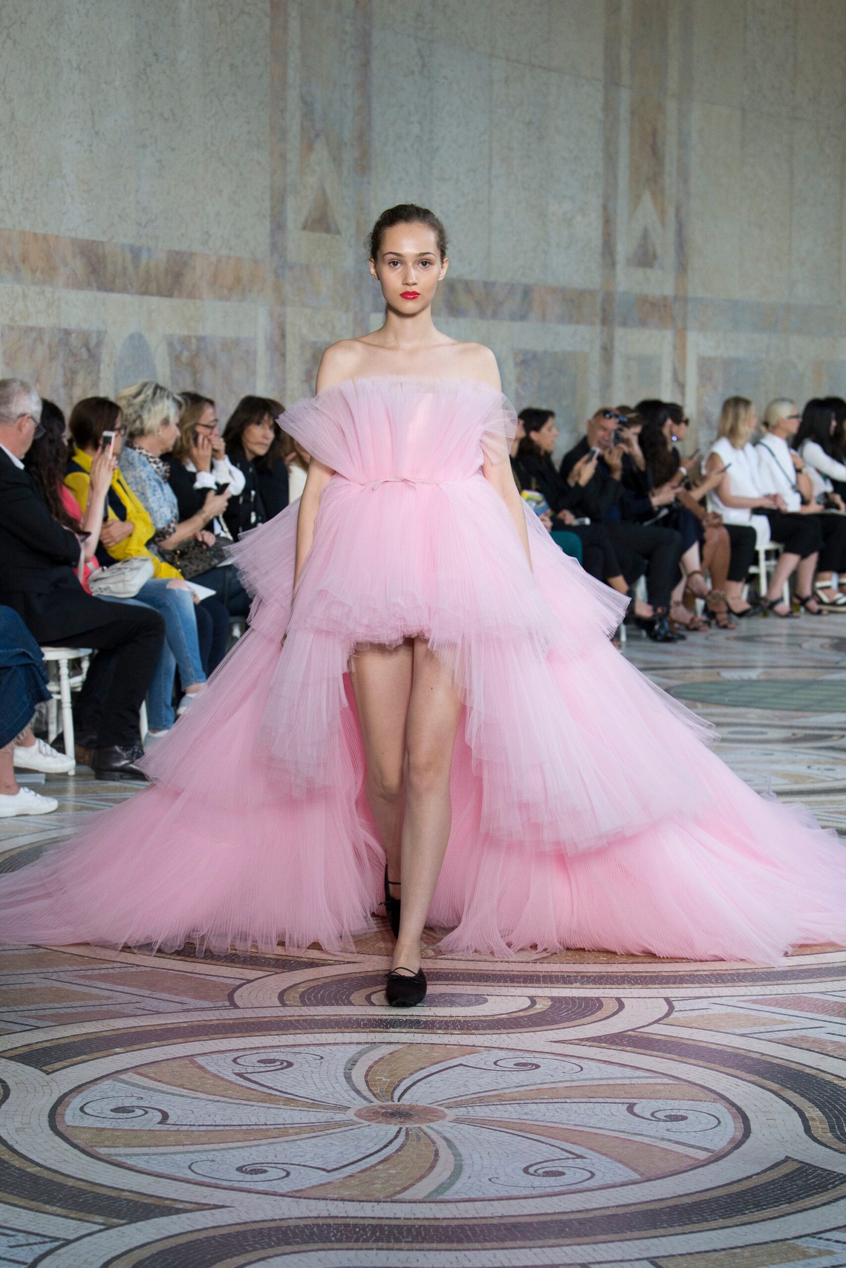 Giambattista Valli F/W 17 Couture Look 34