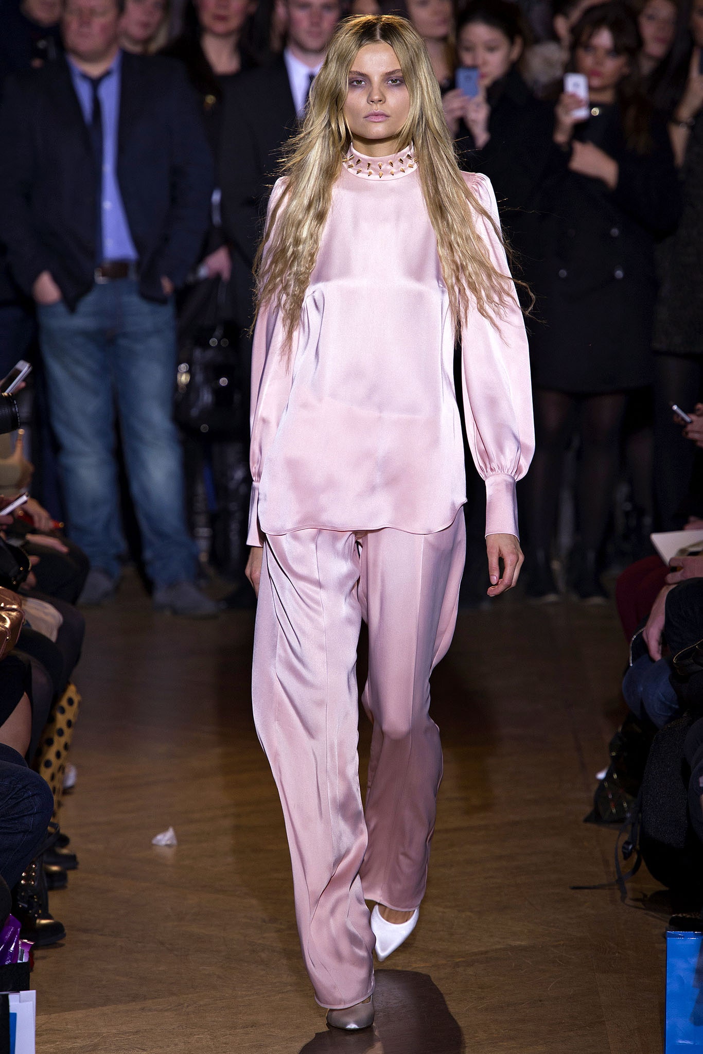 Giles Deacon F/W 13 Look 15