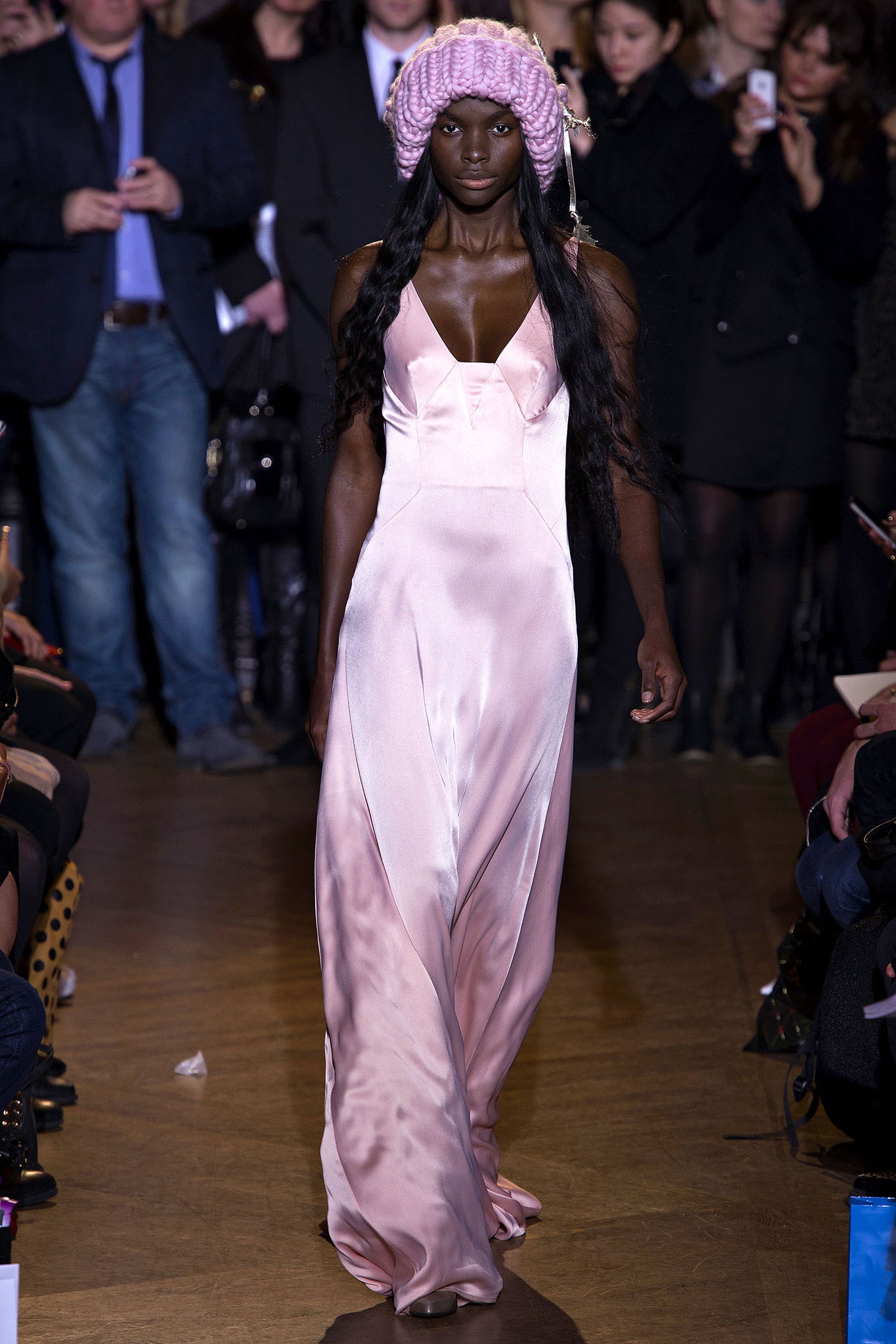 Giles Deacon F/W 13 Look 17