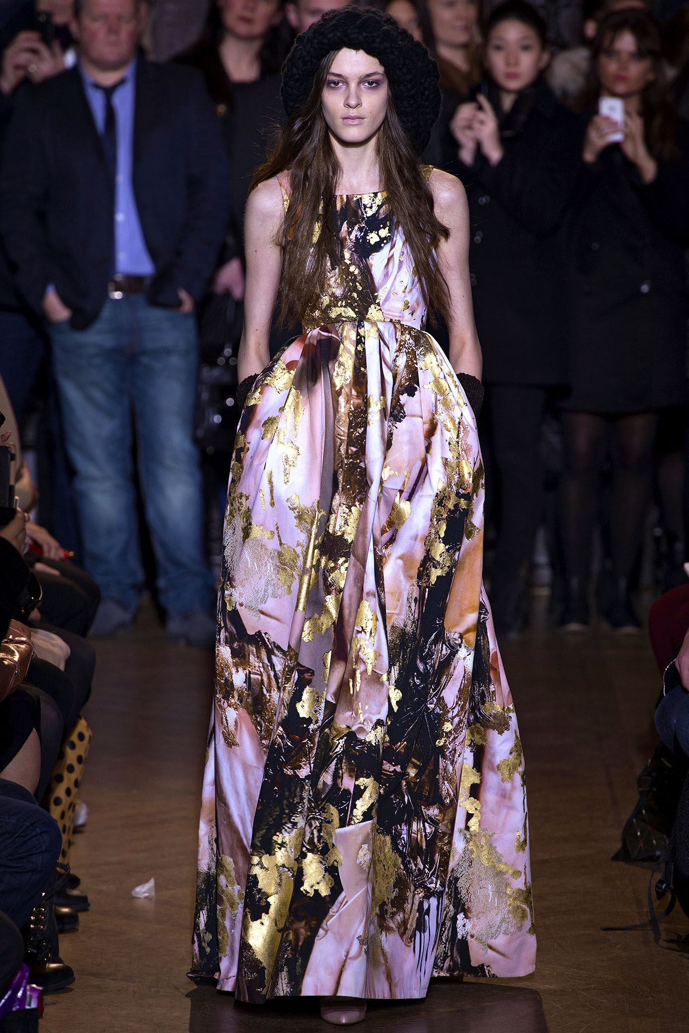 Giles Deacon F/W 13 Look 21