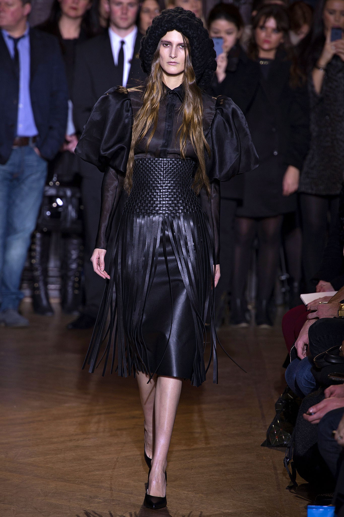 Giles Deacon F/W 13 Look 38