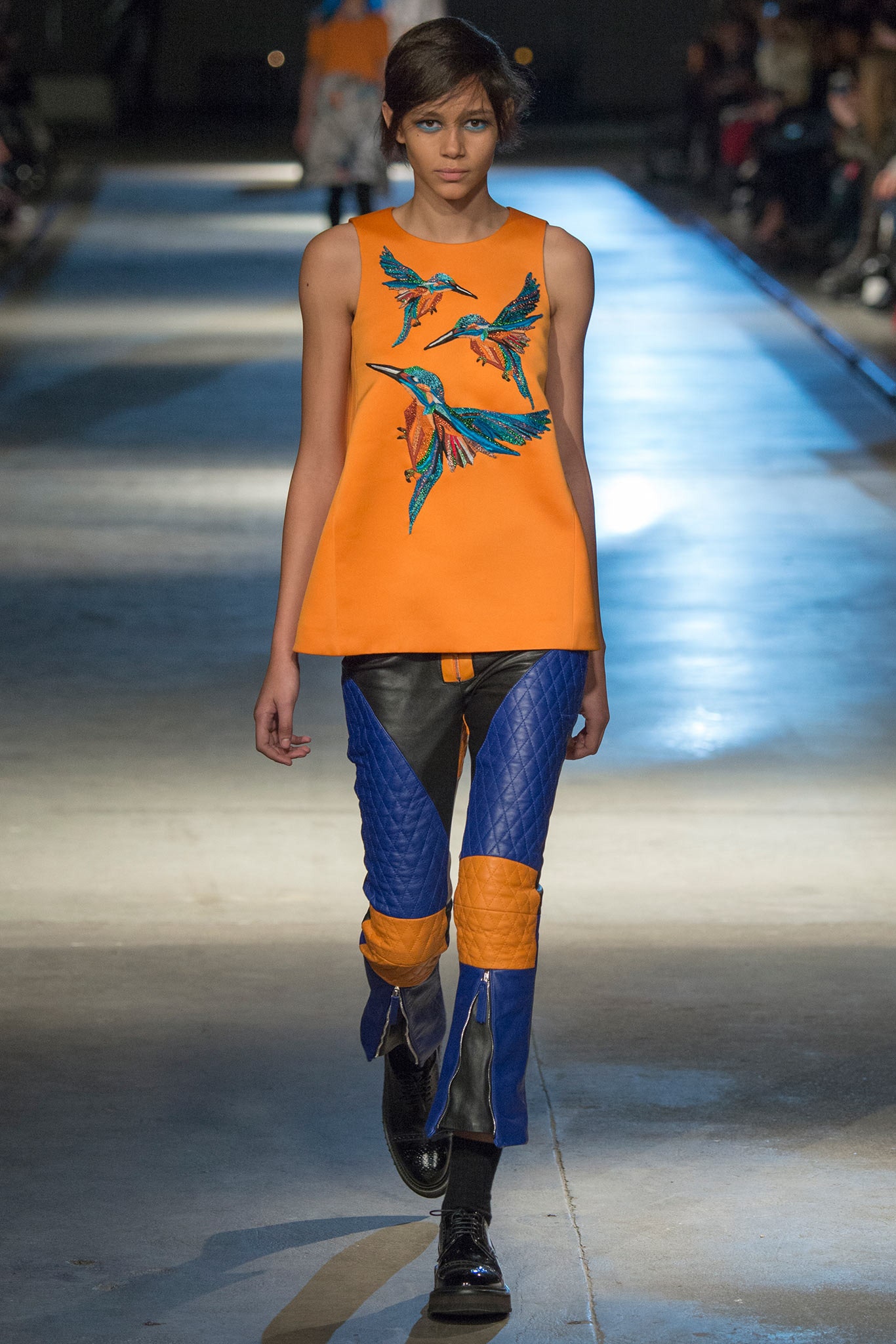Giles Deacon Fall 2014 Ready-to-Wear