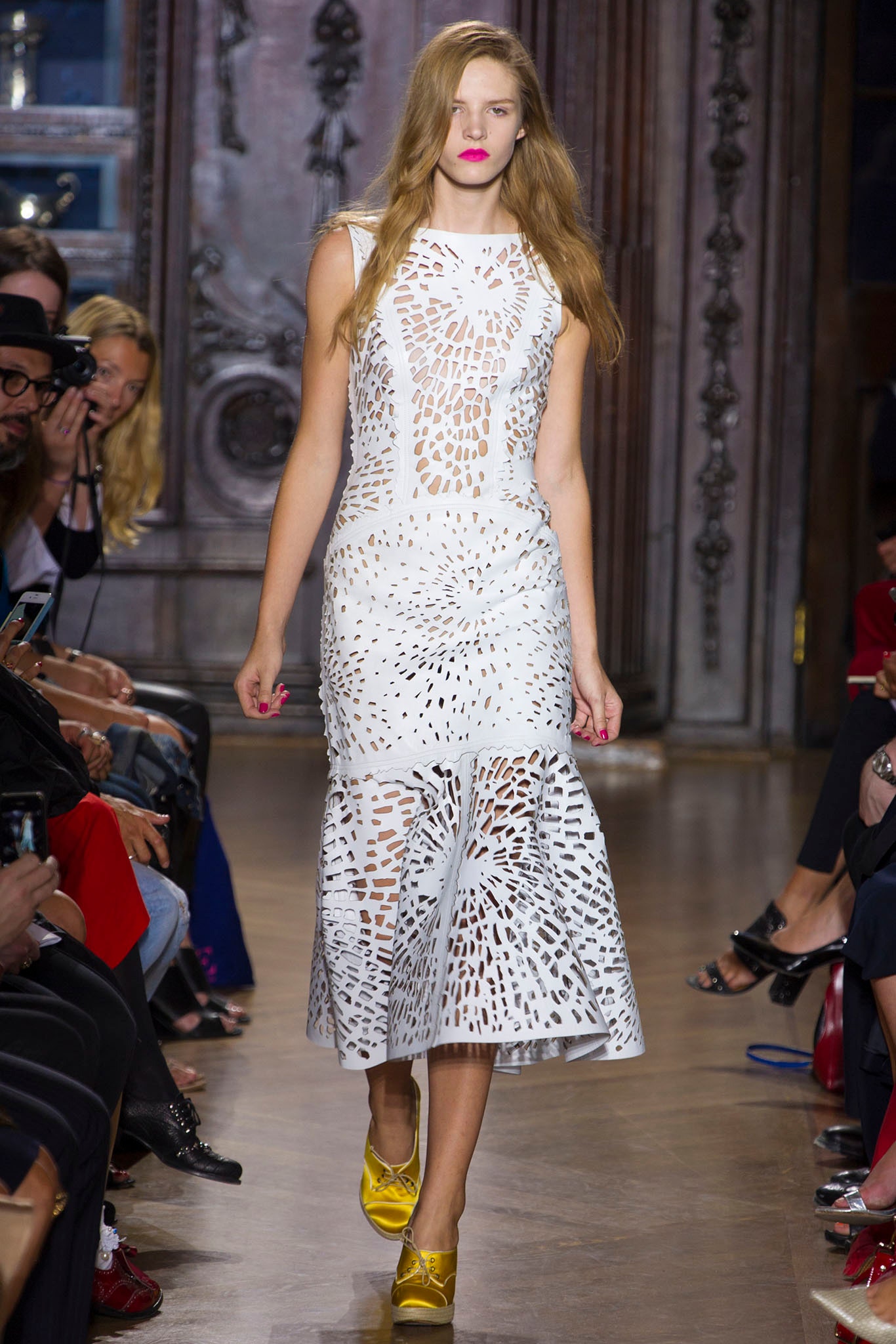 Giles Deacon S/S 13 Look 8