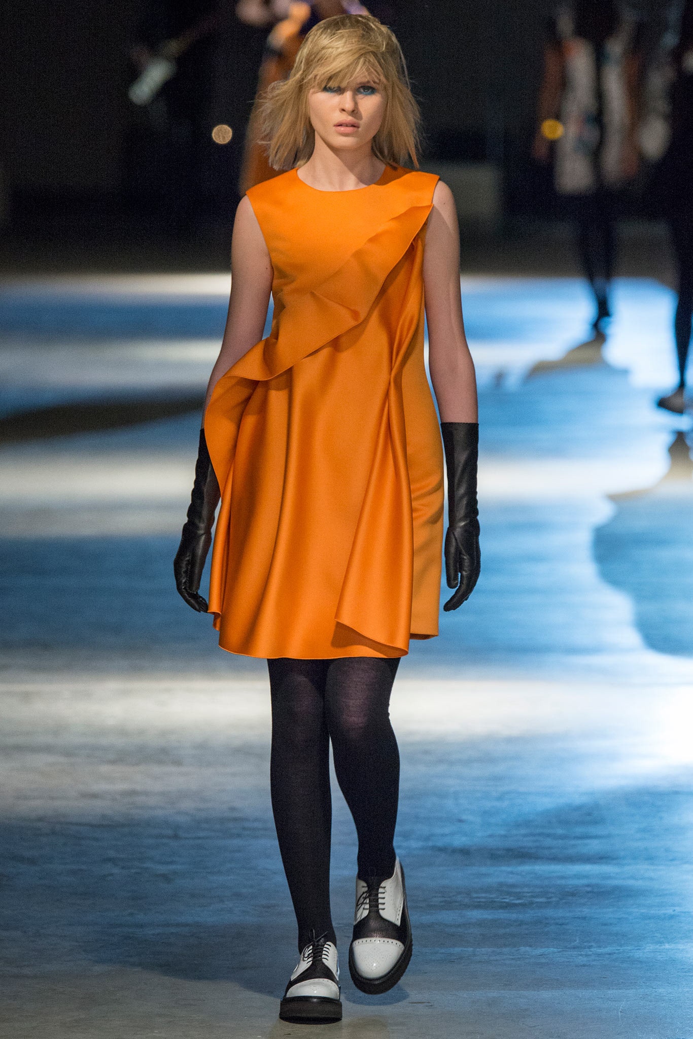 Giles Deacon F/W 14 Look 8