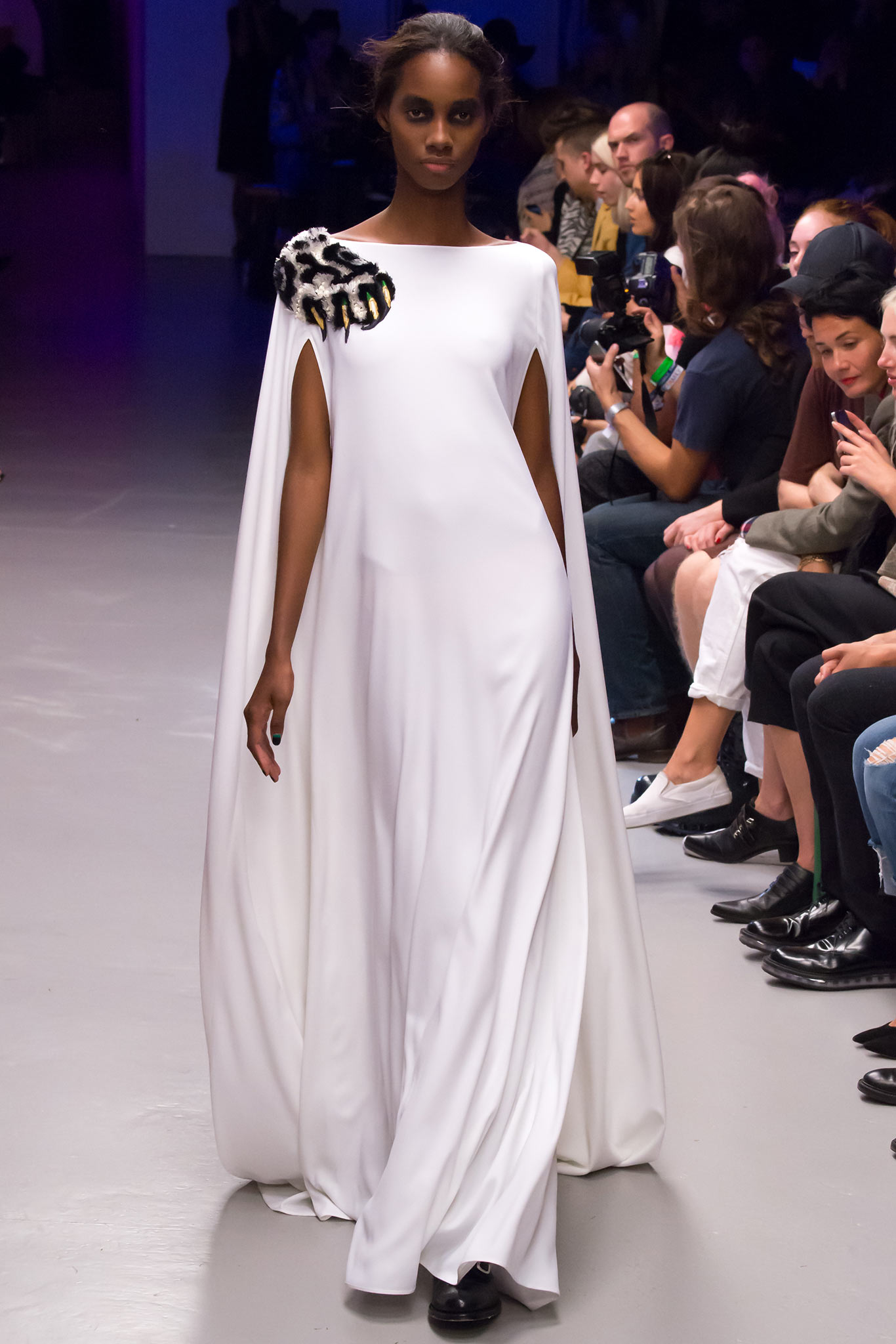 Giles Deacon S/S 15 Look 12