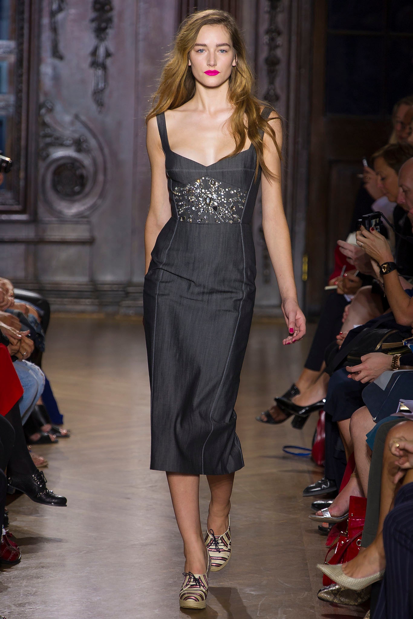 Giles Deacon S/S 13 Look 20