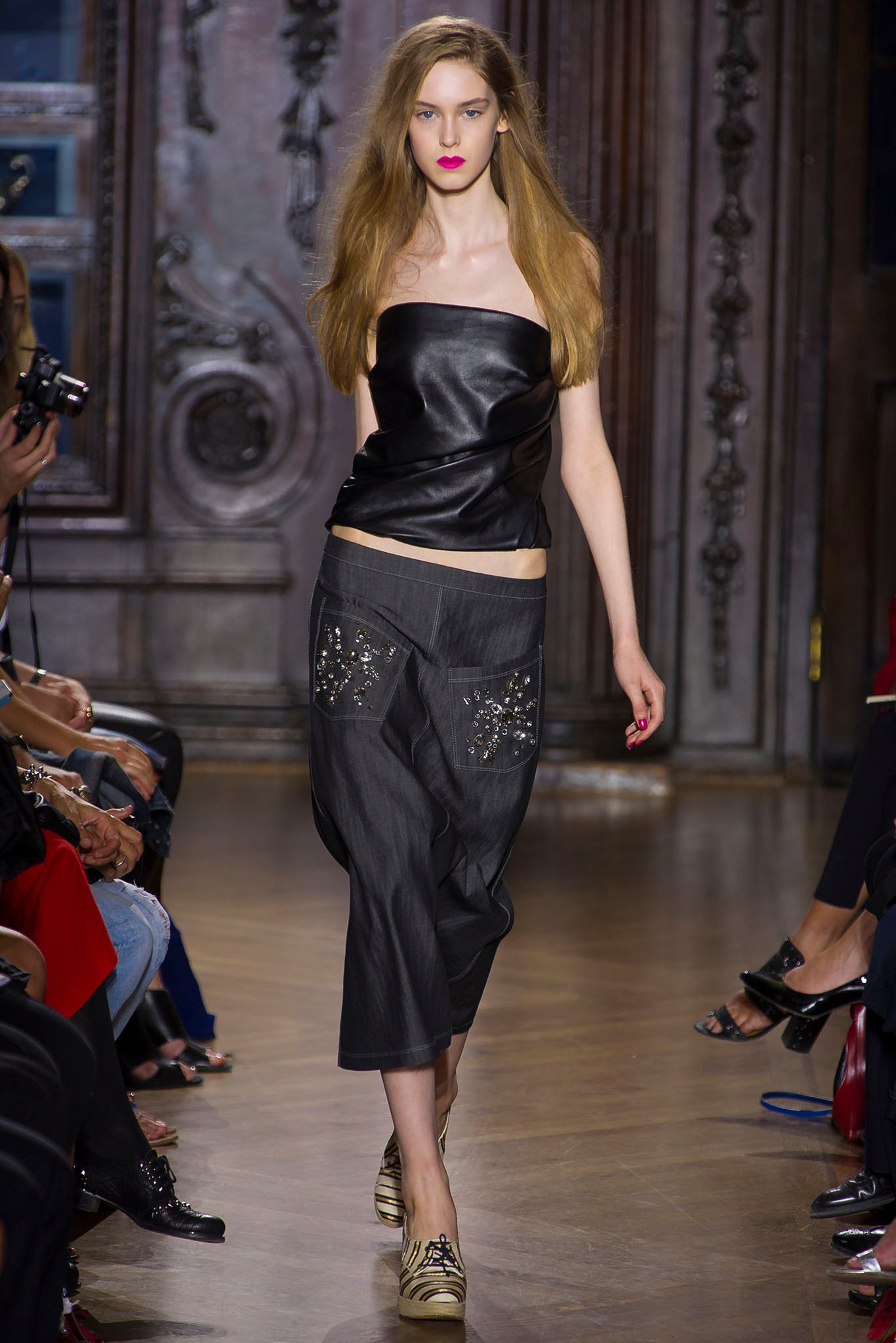 Giles Deacon S/S 13 Look 21