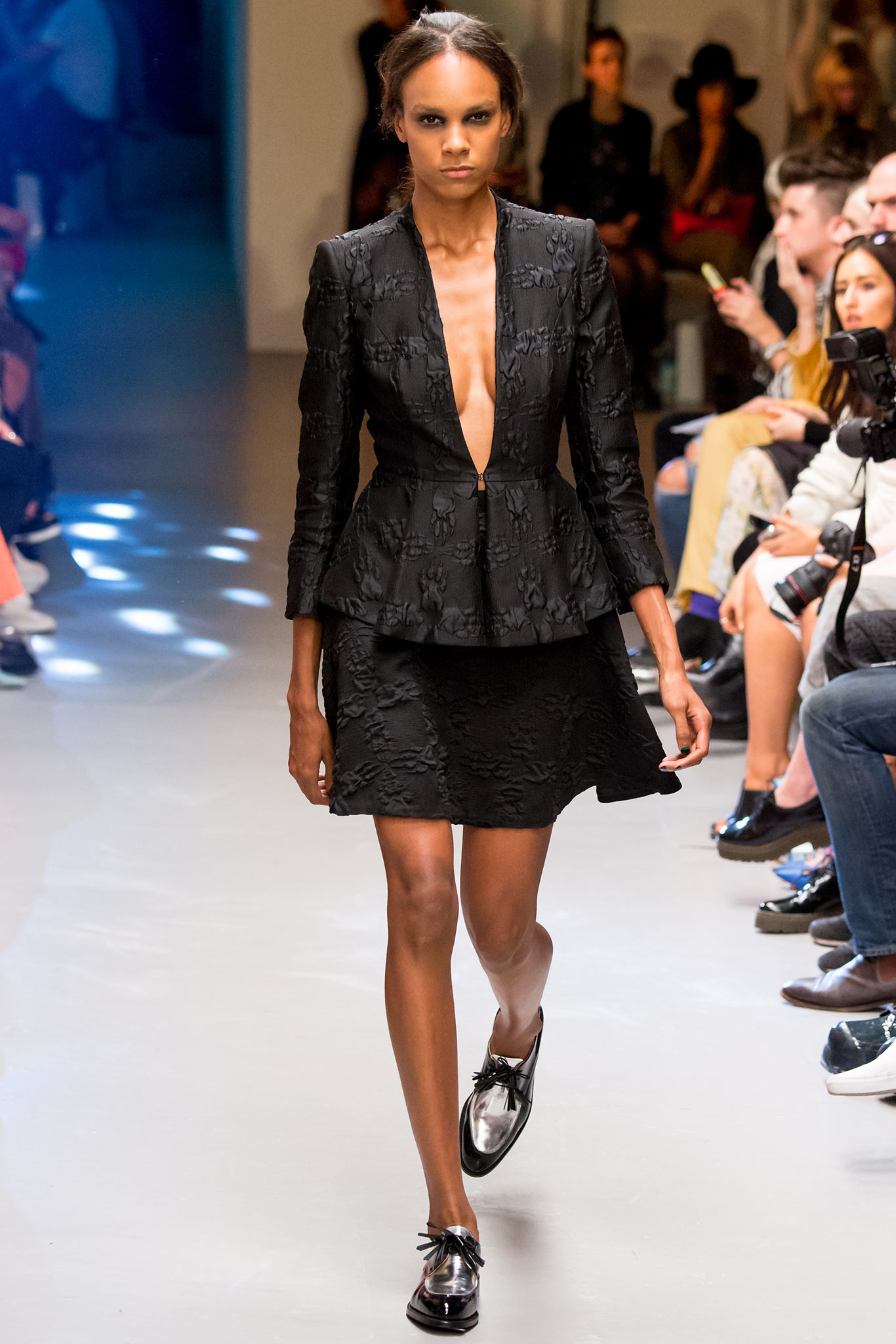 Giles Deacon S/S 15 Look 21