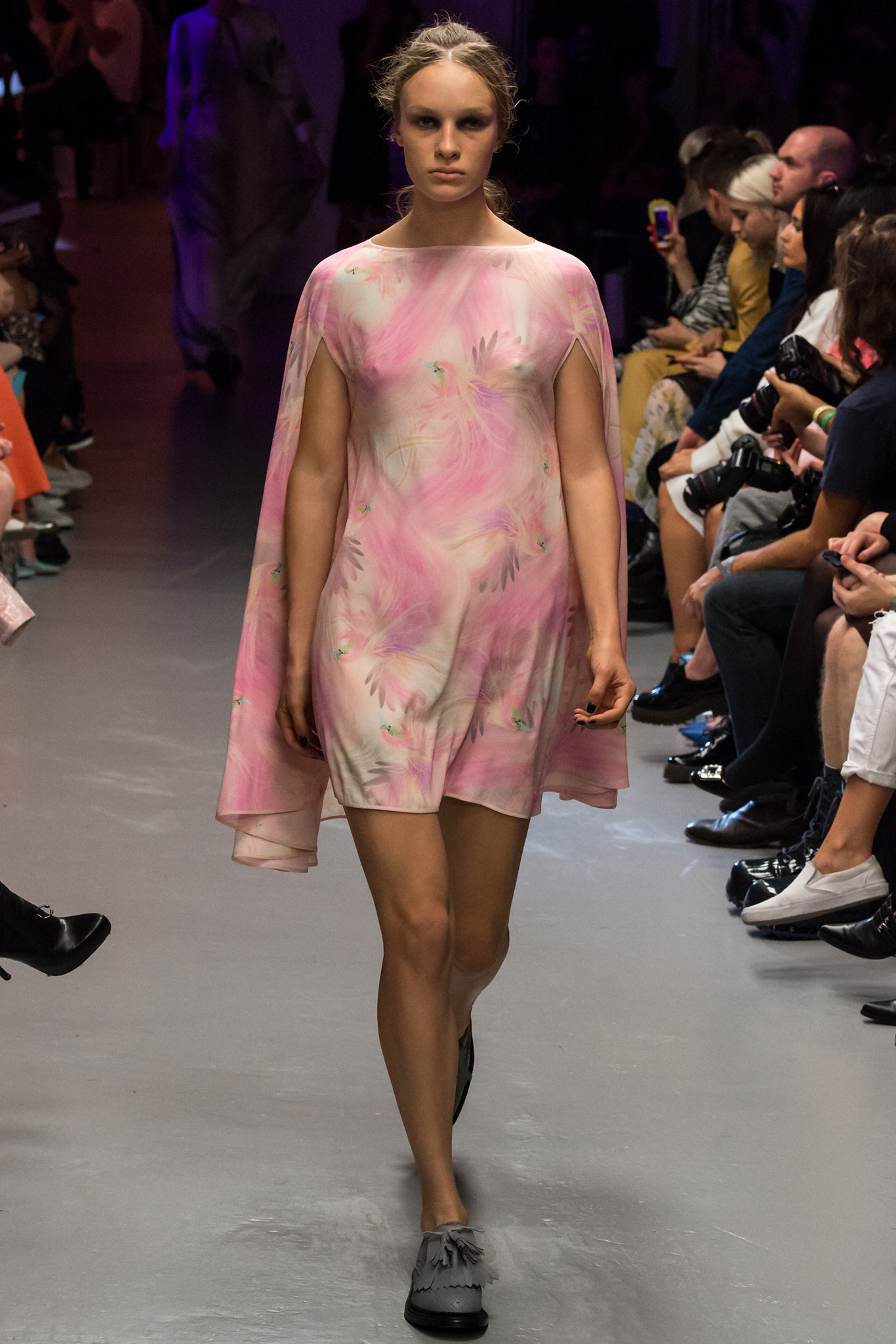Giles Deacon S/S 15 Look 39