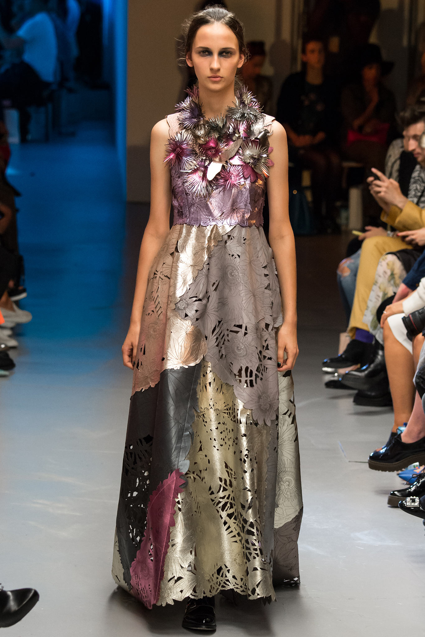 Giles Deacon S/S 15 Look 42